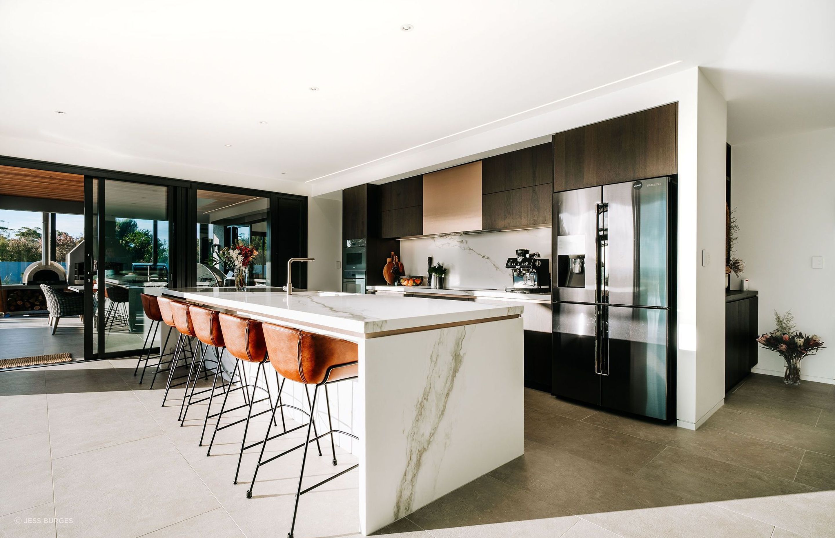 kitchen-design-white-marble-timber-island-arcline-architecture.jpg