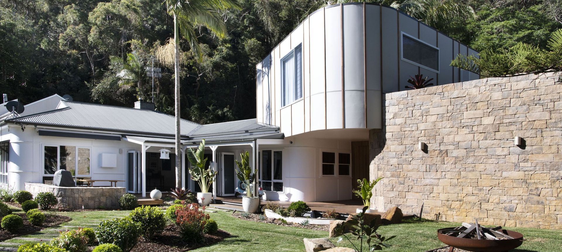 Patonga House banner
