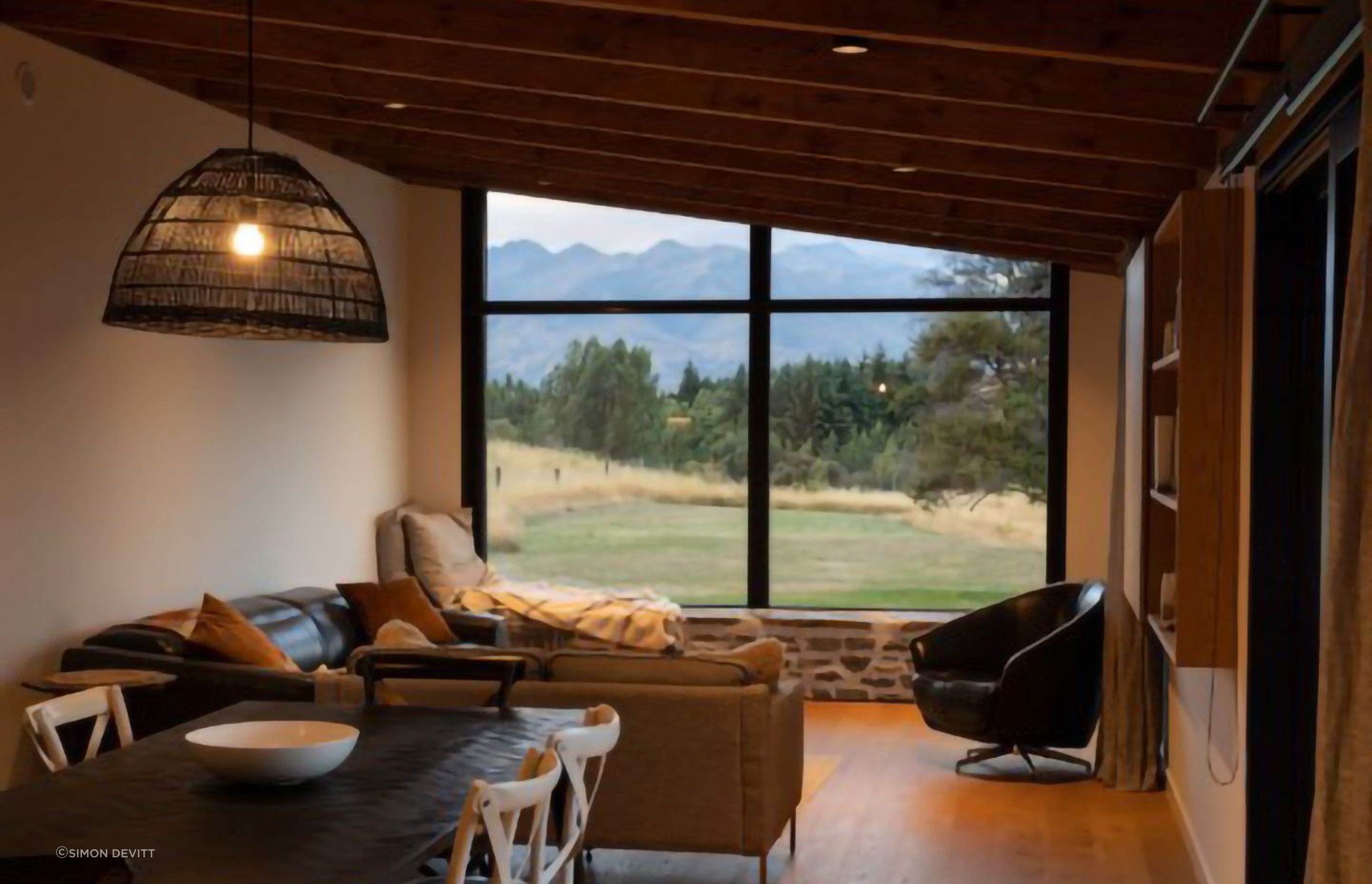 rafe-maclean-architects-roys-peak-house-06-512x412.jpg