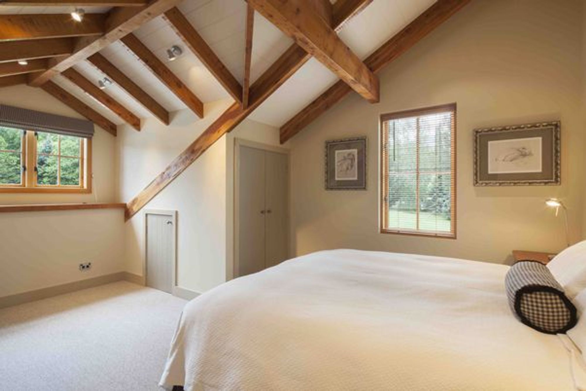 realestateimagesfrom22shotoverroadmainhouse6.jpg