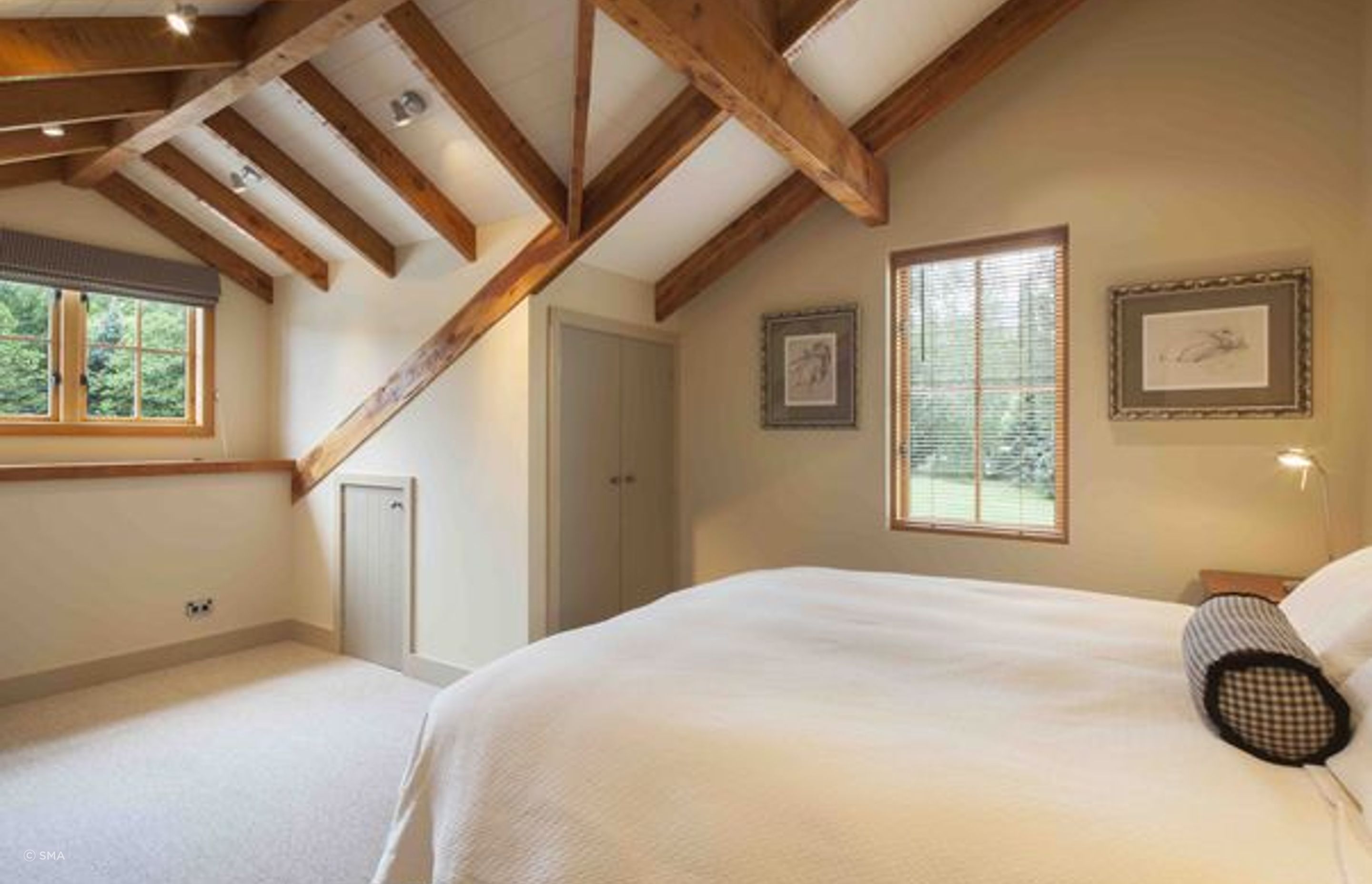 realestateimagesfrom22shotoverroadmainhouse6.jpg