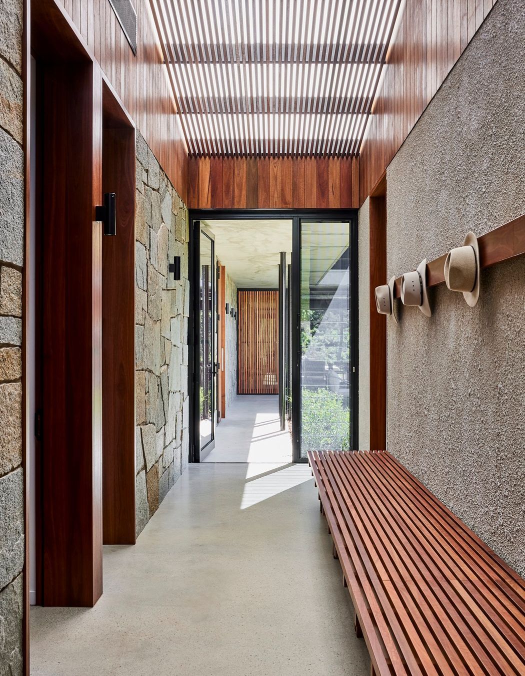 shaun-lockyer-architects-amaroo-australian-interior-design-timber-battens-light-entry-seat.jpg