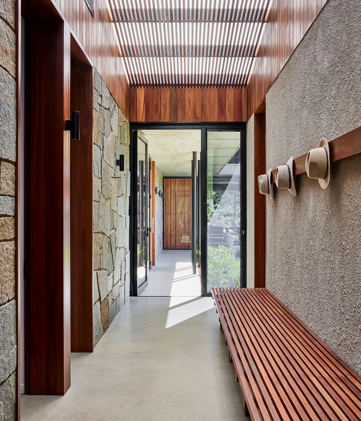 shaun-lockyer-architects-amaroo-australian-interior-design-timber-battens-light-entry-seat.jpg