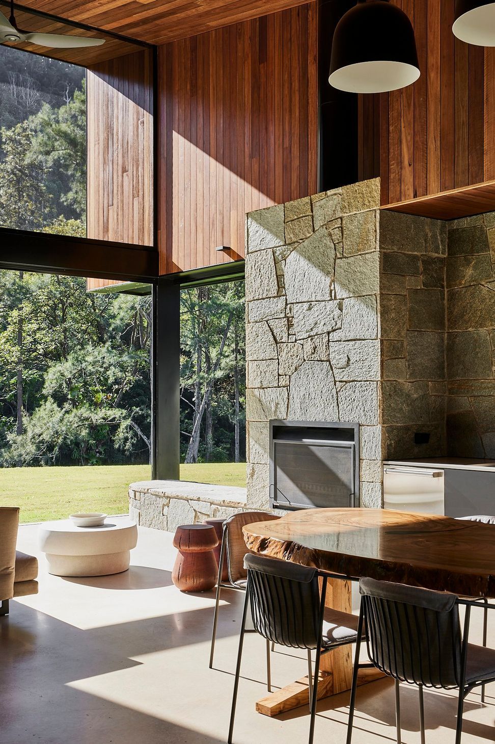 shaun-lockyer-architects-amaroo-queenslandl-interior-design-outdoor-living-fireplace-stone-timber-v2.jpg