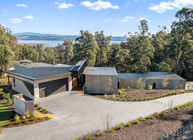 The Benchtop House