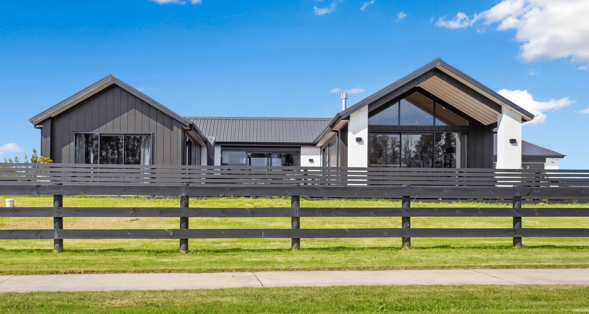Waiau Pa New Build banner