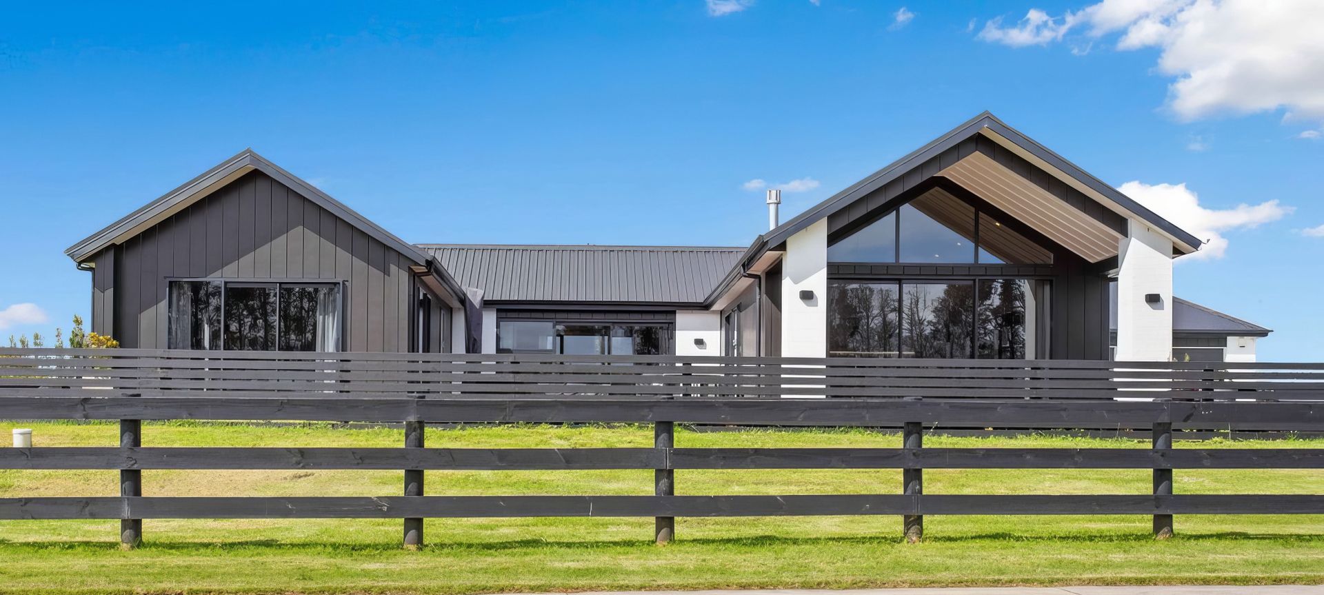 Waiau Pa New Build banner