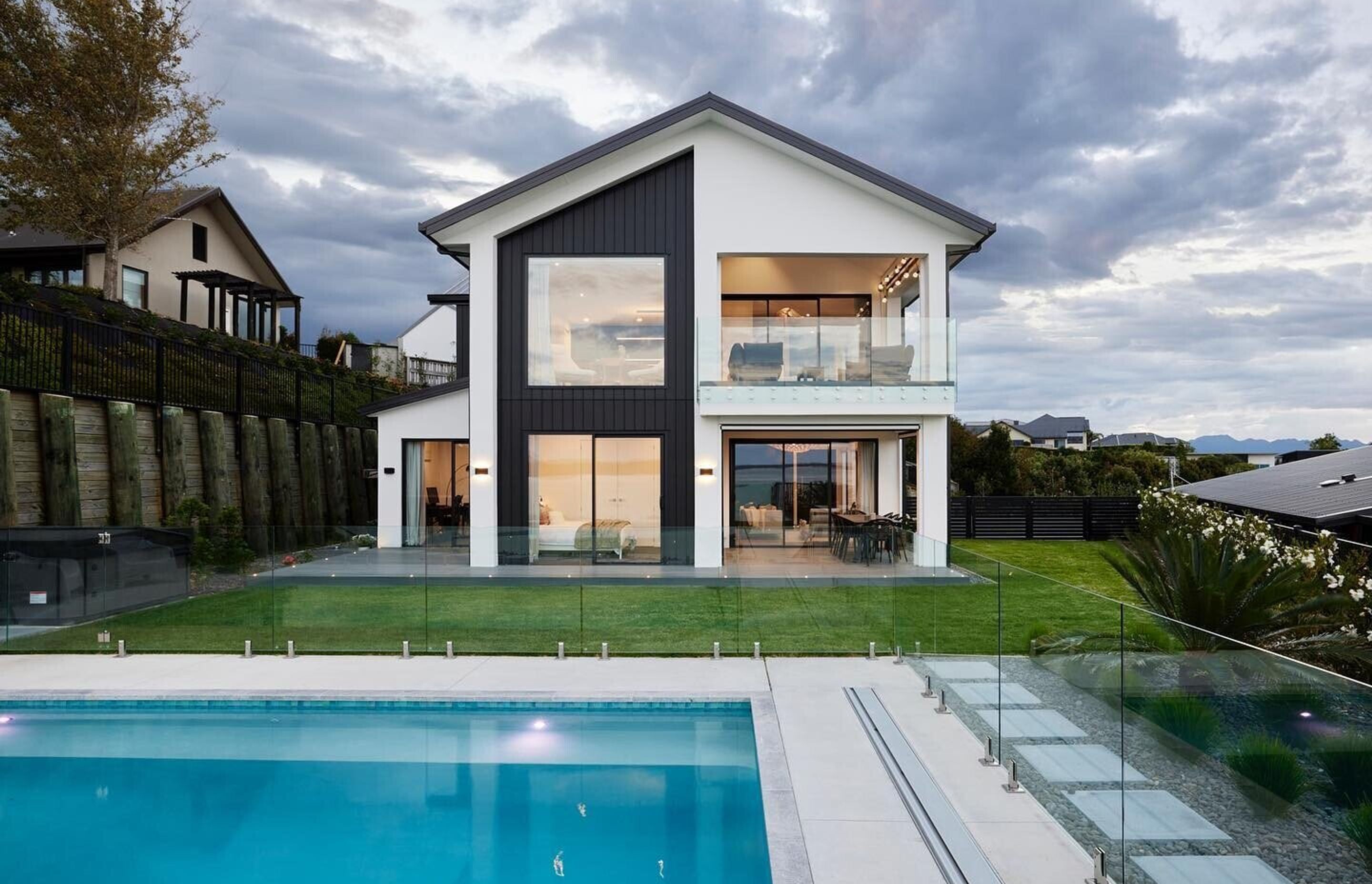 Back view and the pool