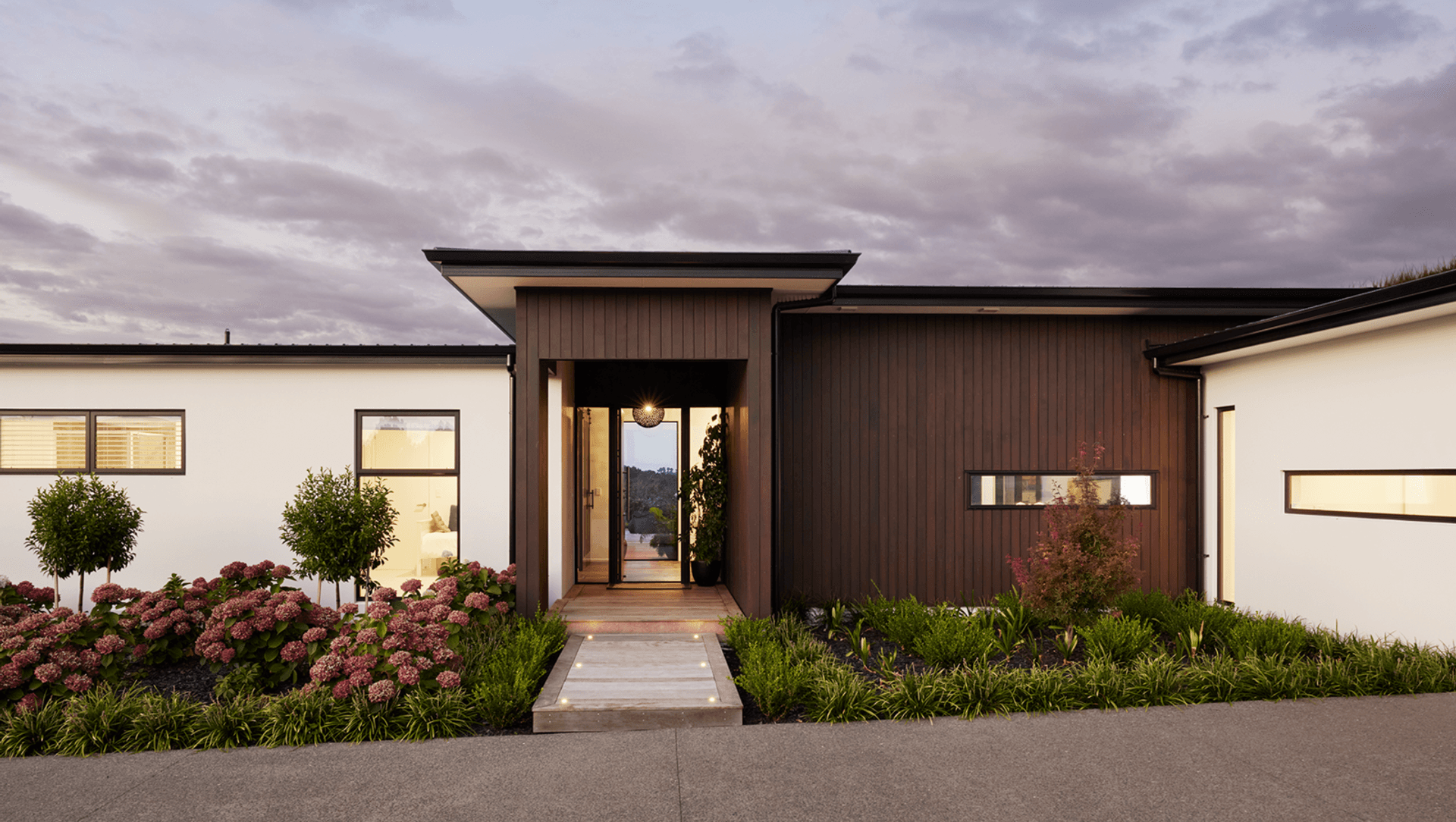 Te Puna House banner