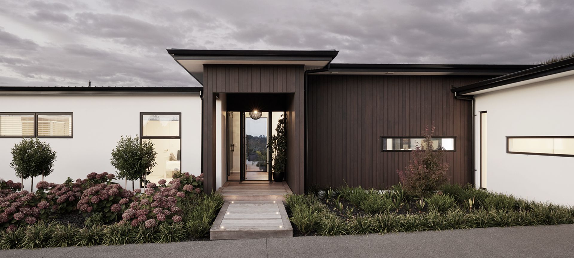 Te Puna House banner