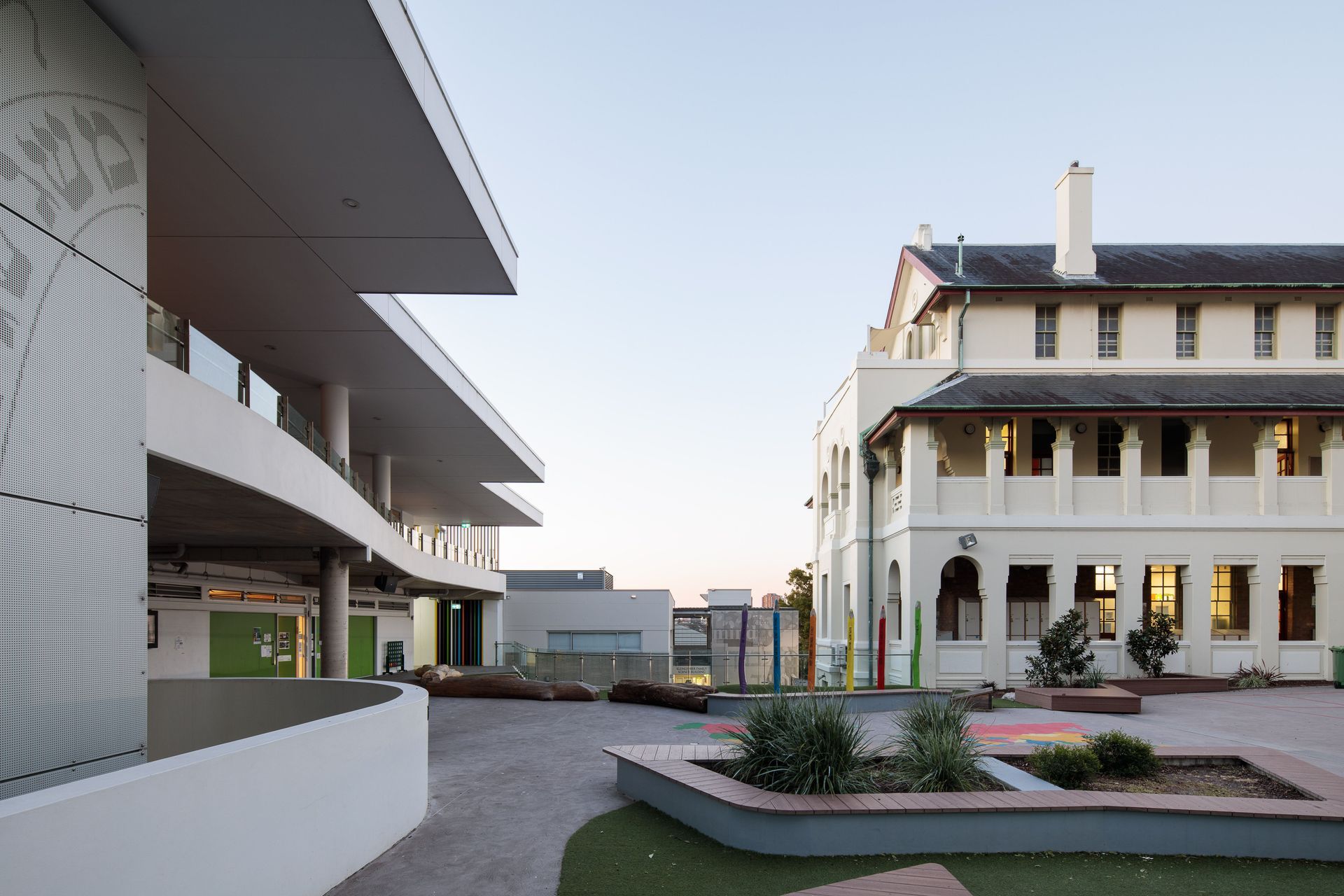 ##Emanuel School (LINC and Life Science)