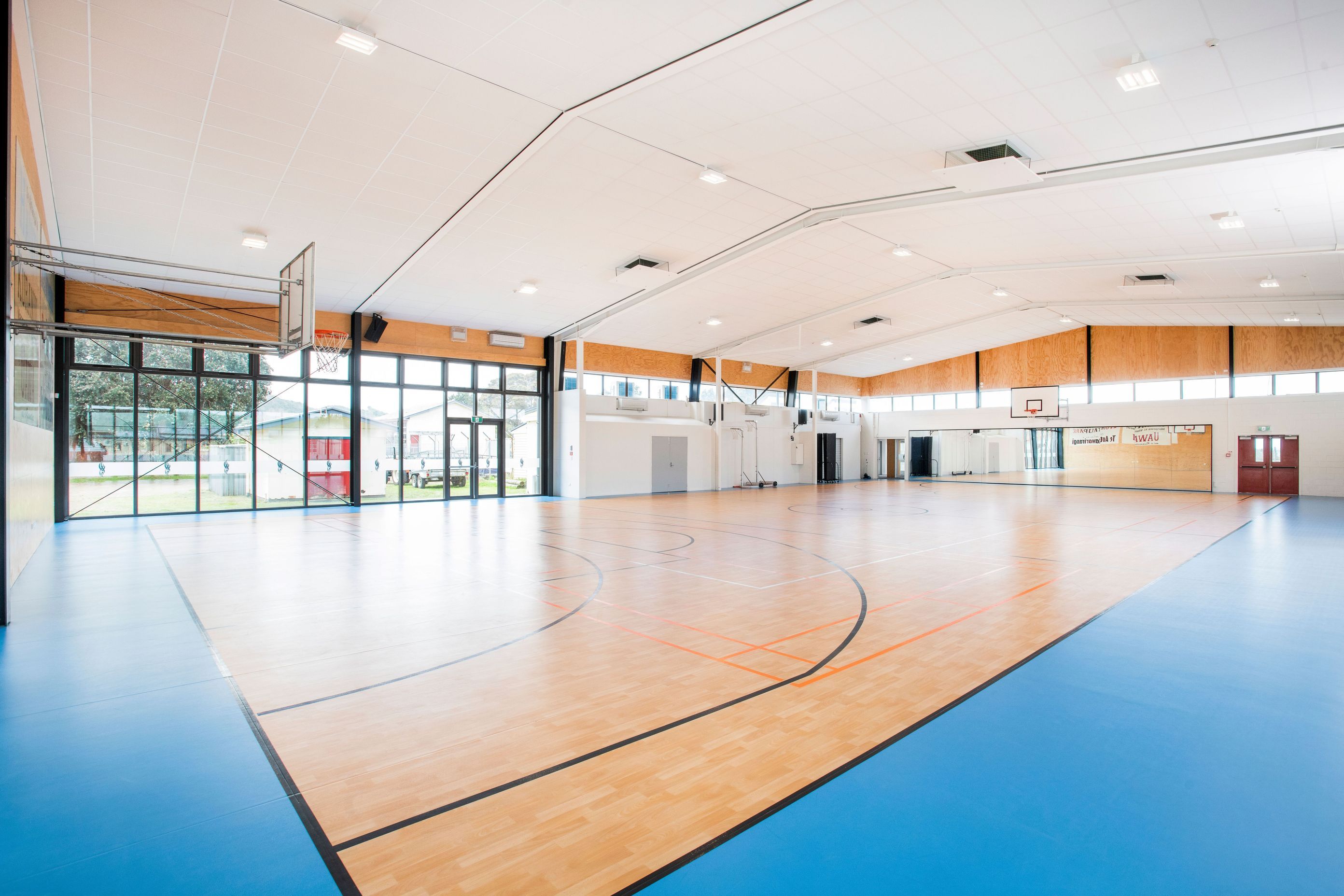 Tolaga School
