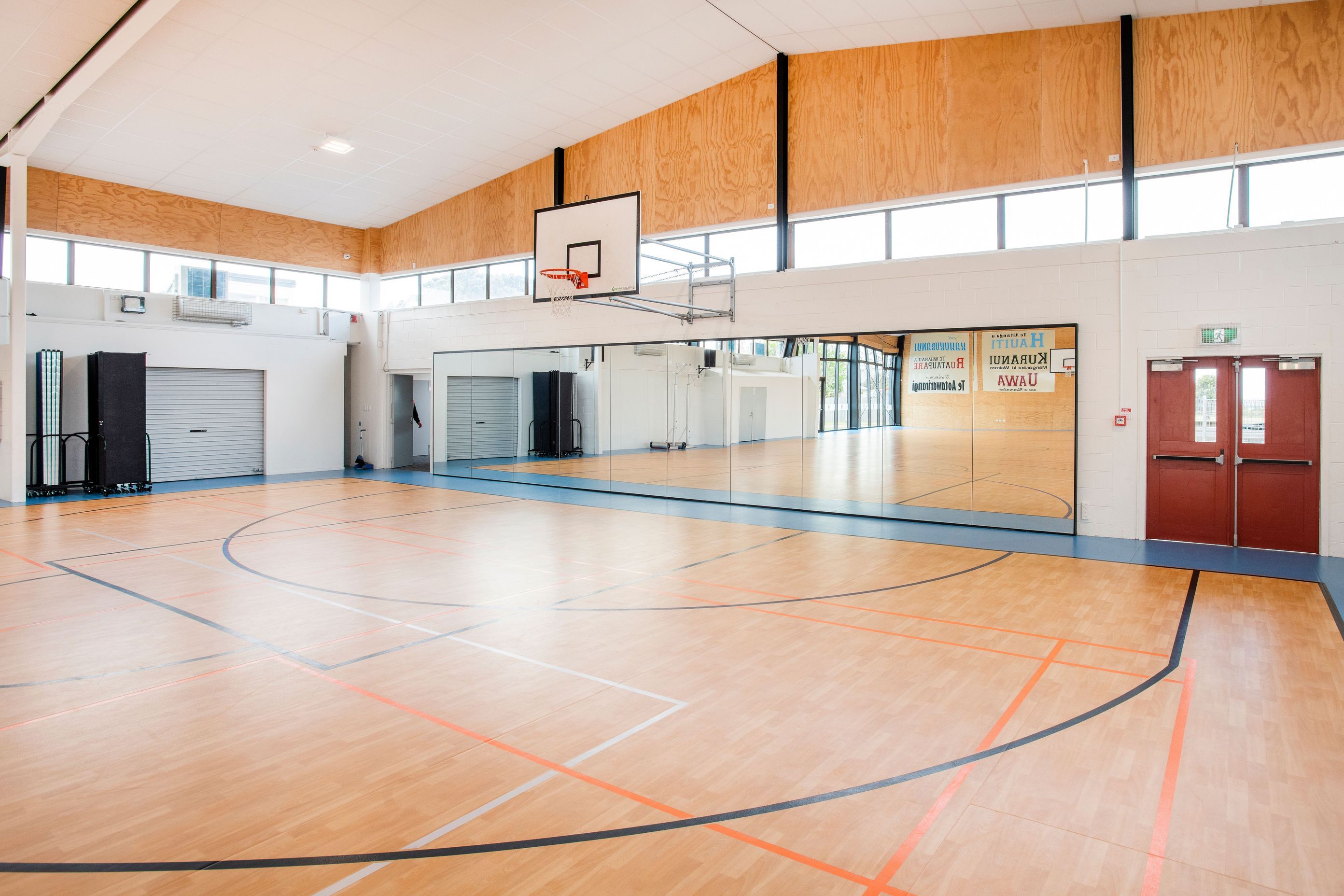 Tolaga School