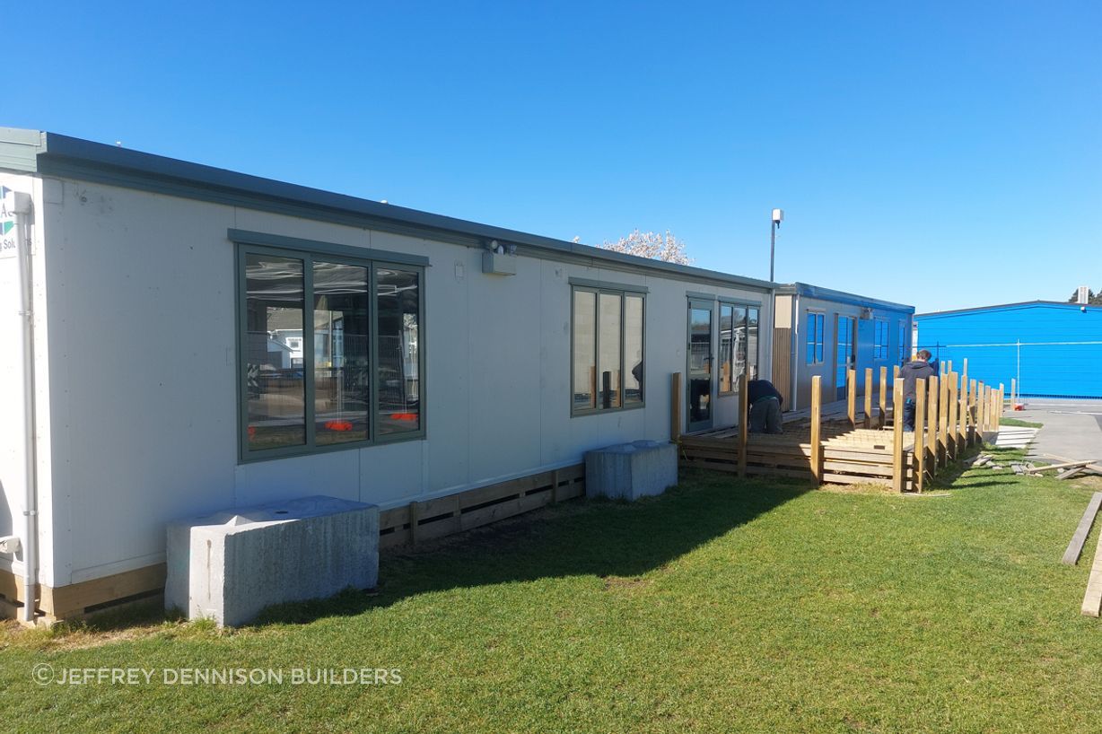 15-Fenwick-Primary-School-Oamaru-Another-view-of-the-learning-spaces-with-staff-working-on-the-demolition-of-the-deck-JDBuilders.jpg