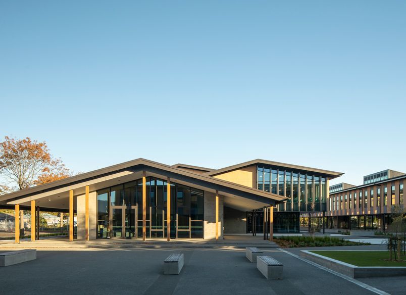 Te Aratai College