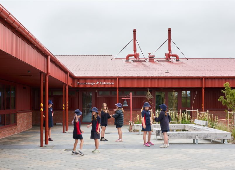 Oxford Area School - Takurua