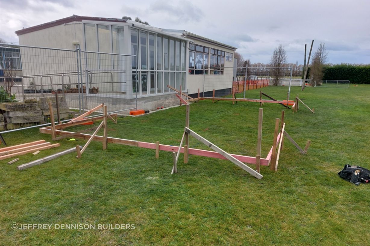 3-Totara-Primary-School-Oamaru-View-of-profiles-and-string-lines-looking-towards-car-park-of-school-JDBuilders.jpg