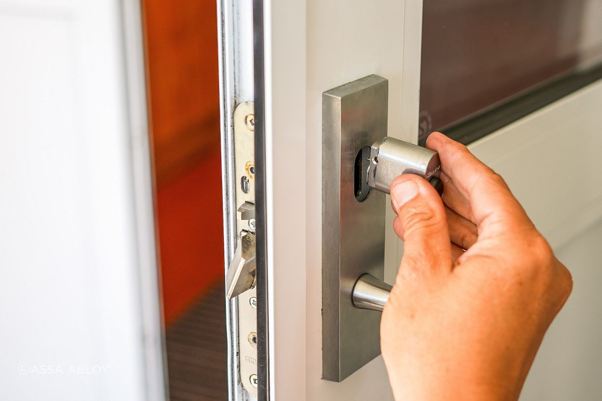 ASSA-ABLOY-08-Edited-v2.jpg