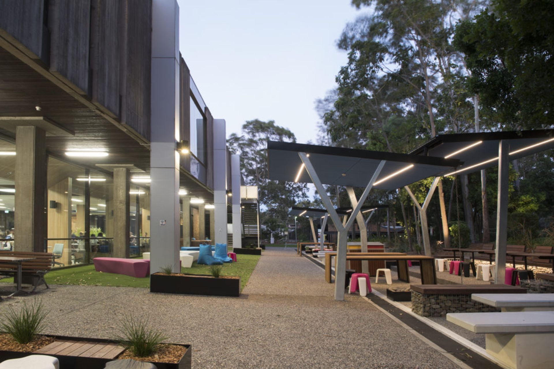 Auchmuty Outdoor Learning Lounge