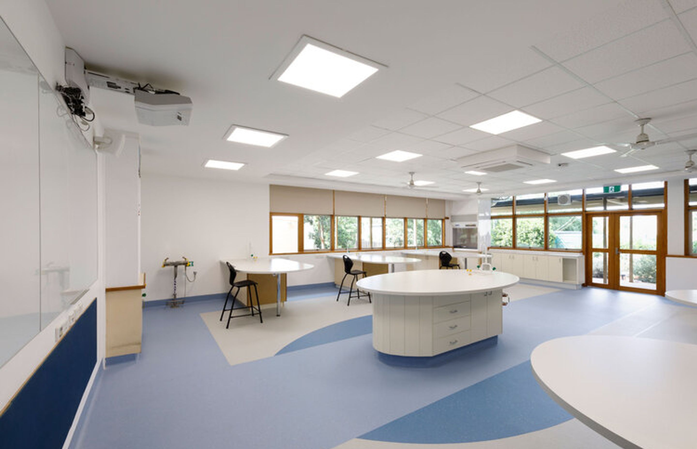 Mercy College Science Labs