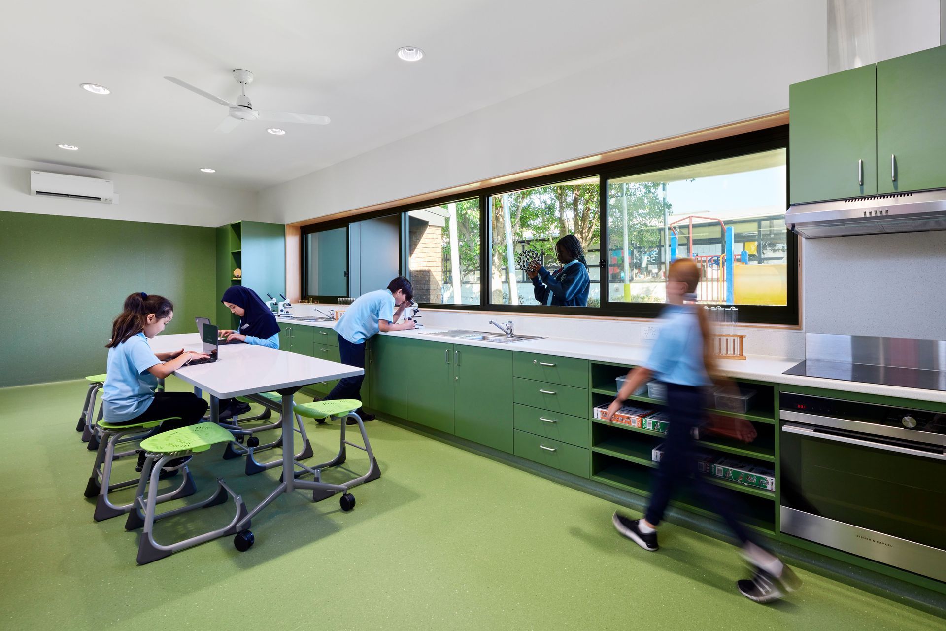 Dandenong South Primary School Discovery Centre