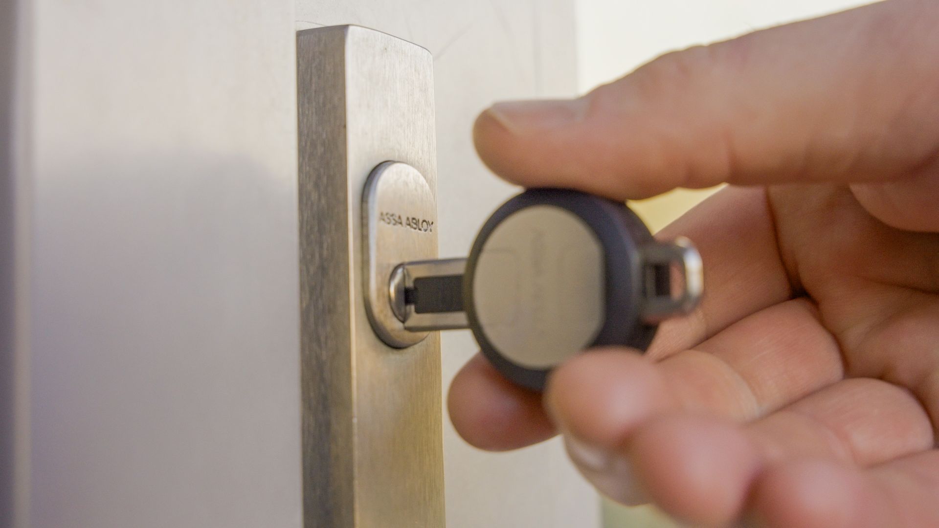 eCLIQ smart key gives South Otago High School full control in a day video