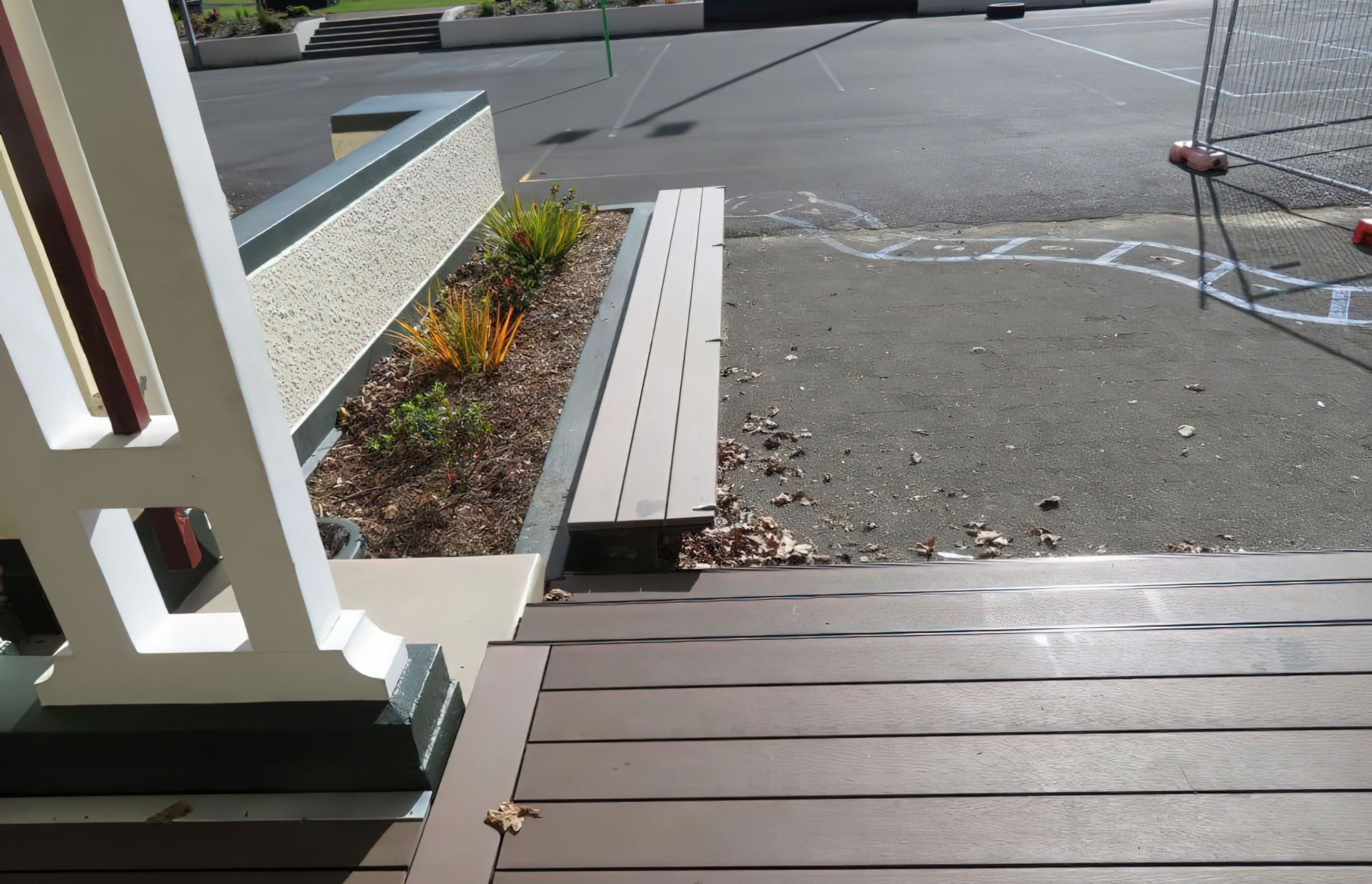 Futurewood-Composite-Decking-in-Rotorua-School2-gigapixel-standard-scale-250x.jpg