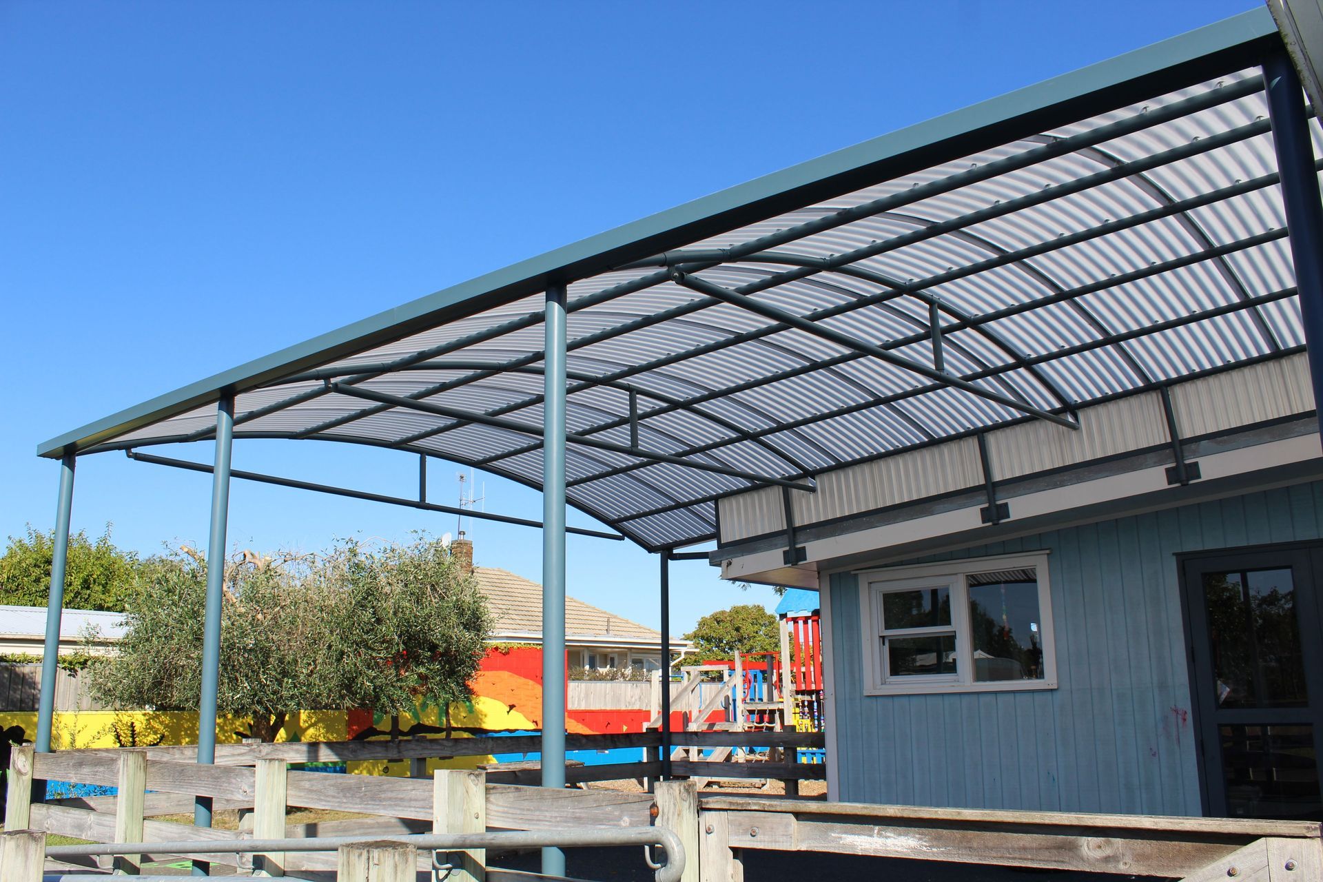 Archgola Hamilton North School