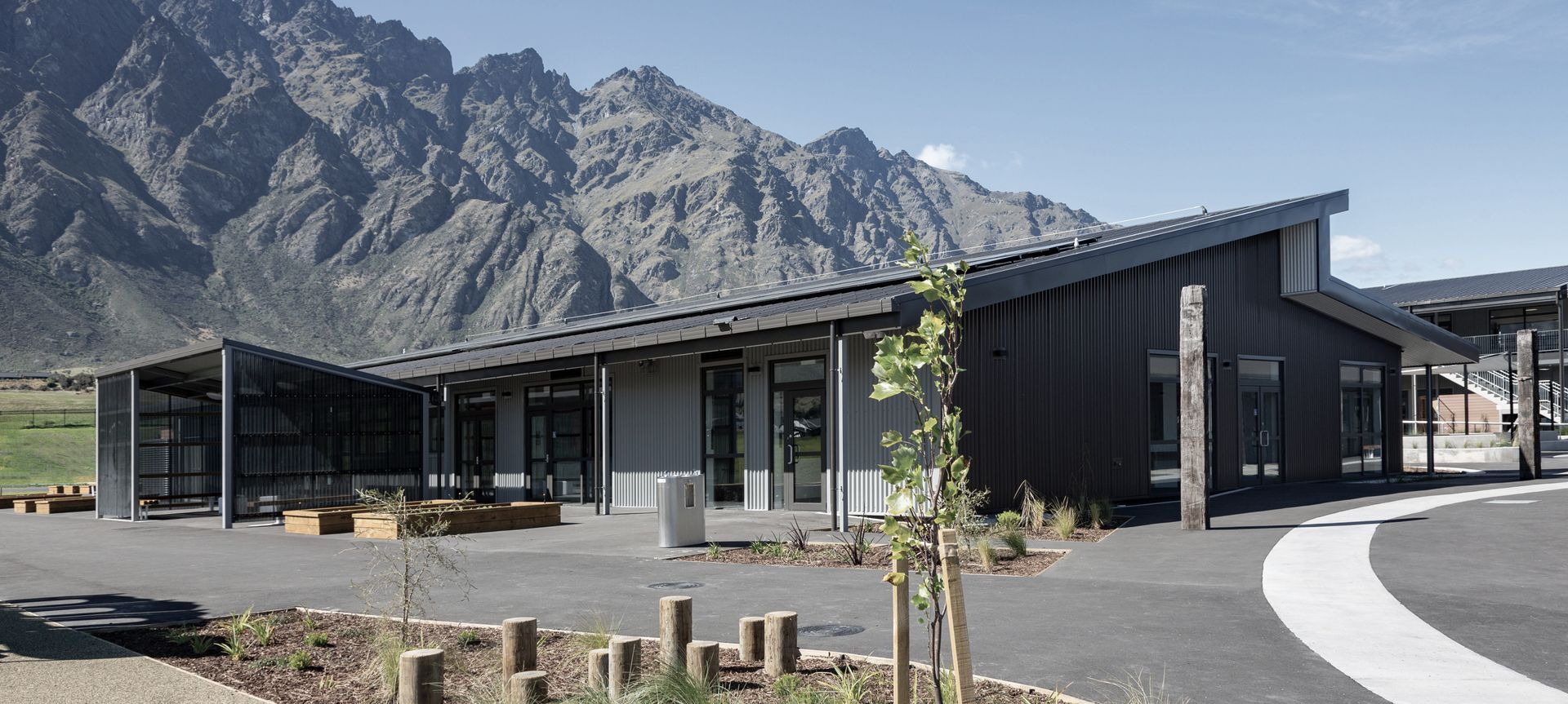 Hanley's Farm School | S&T Architects banner