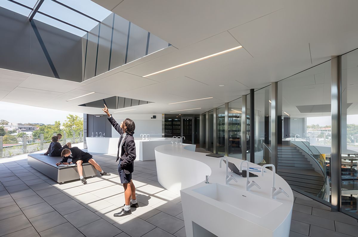 Geoff Handbury Science and Technology Hub