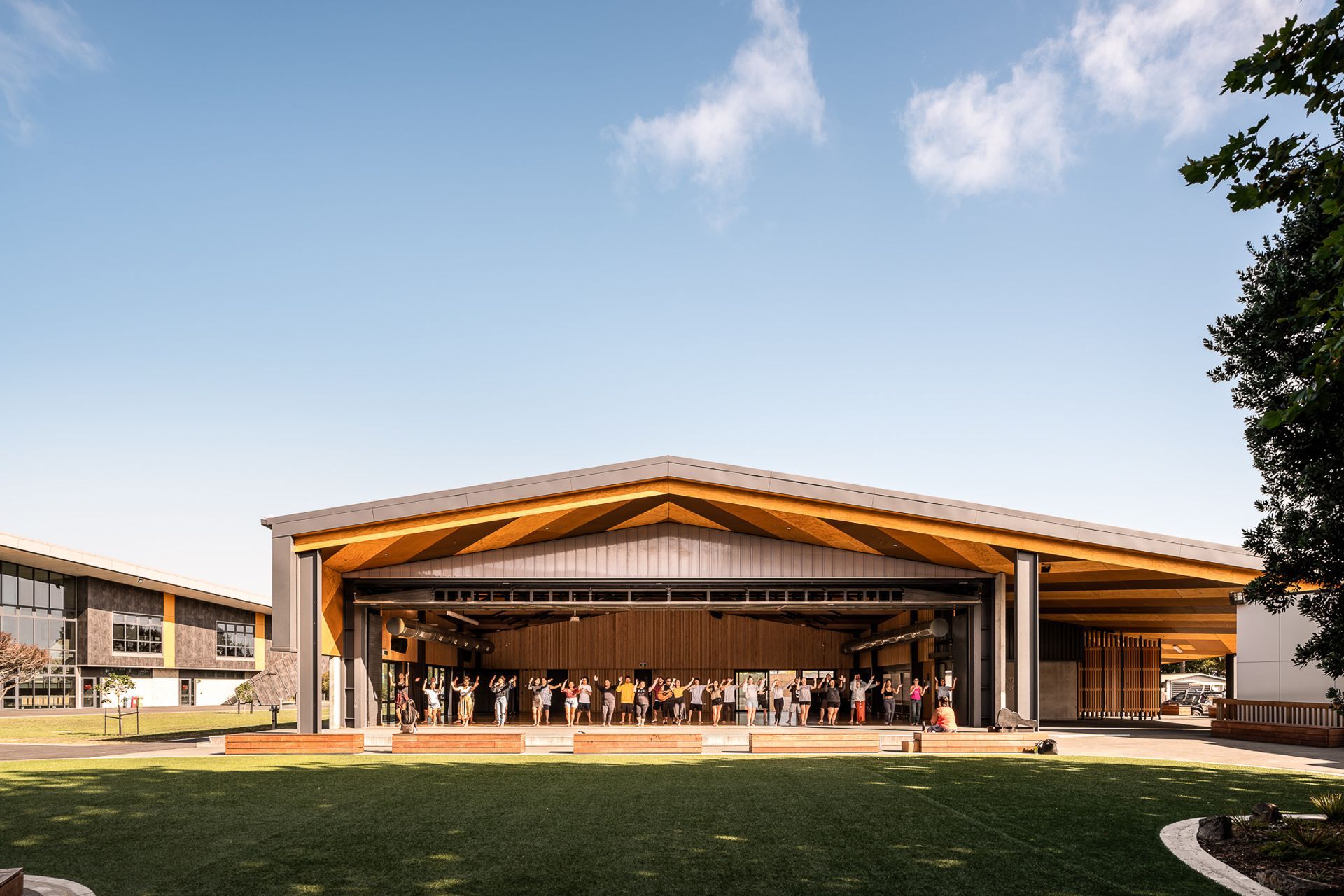 Western Springs College