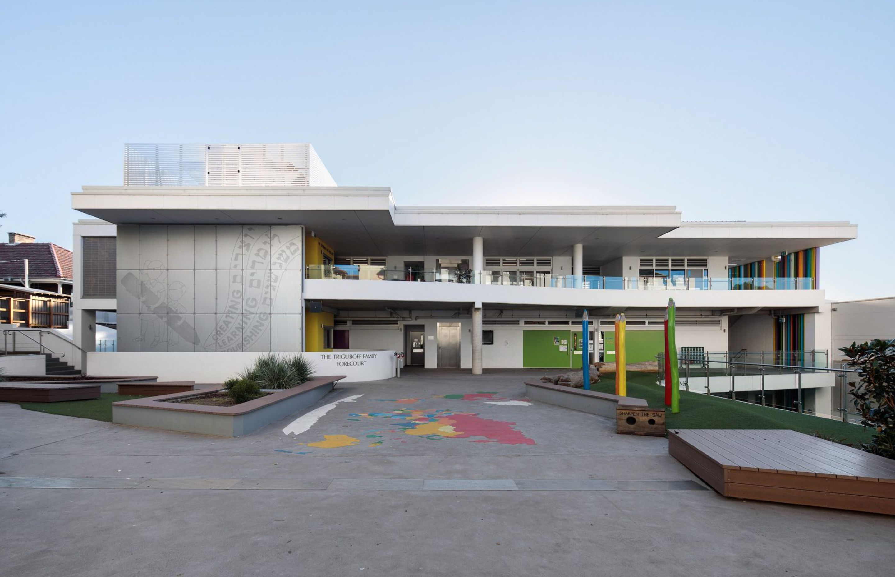 ##Emanuel School (LINC and Life Science)