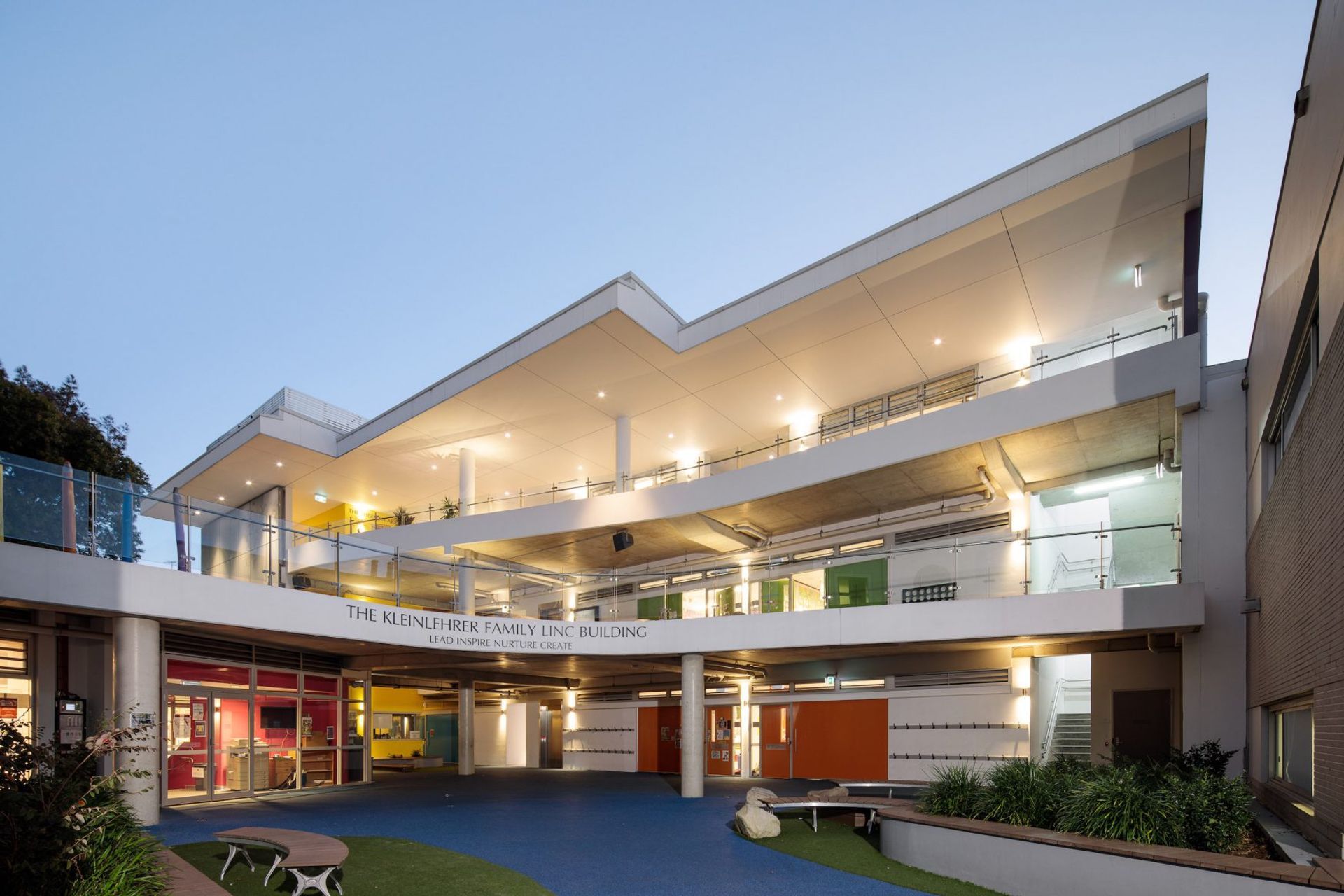 ##Emanuel School (LINC and Life Science)