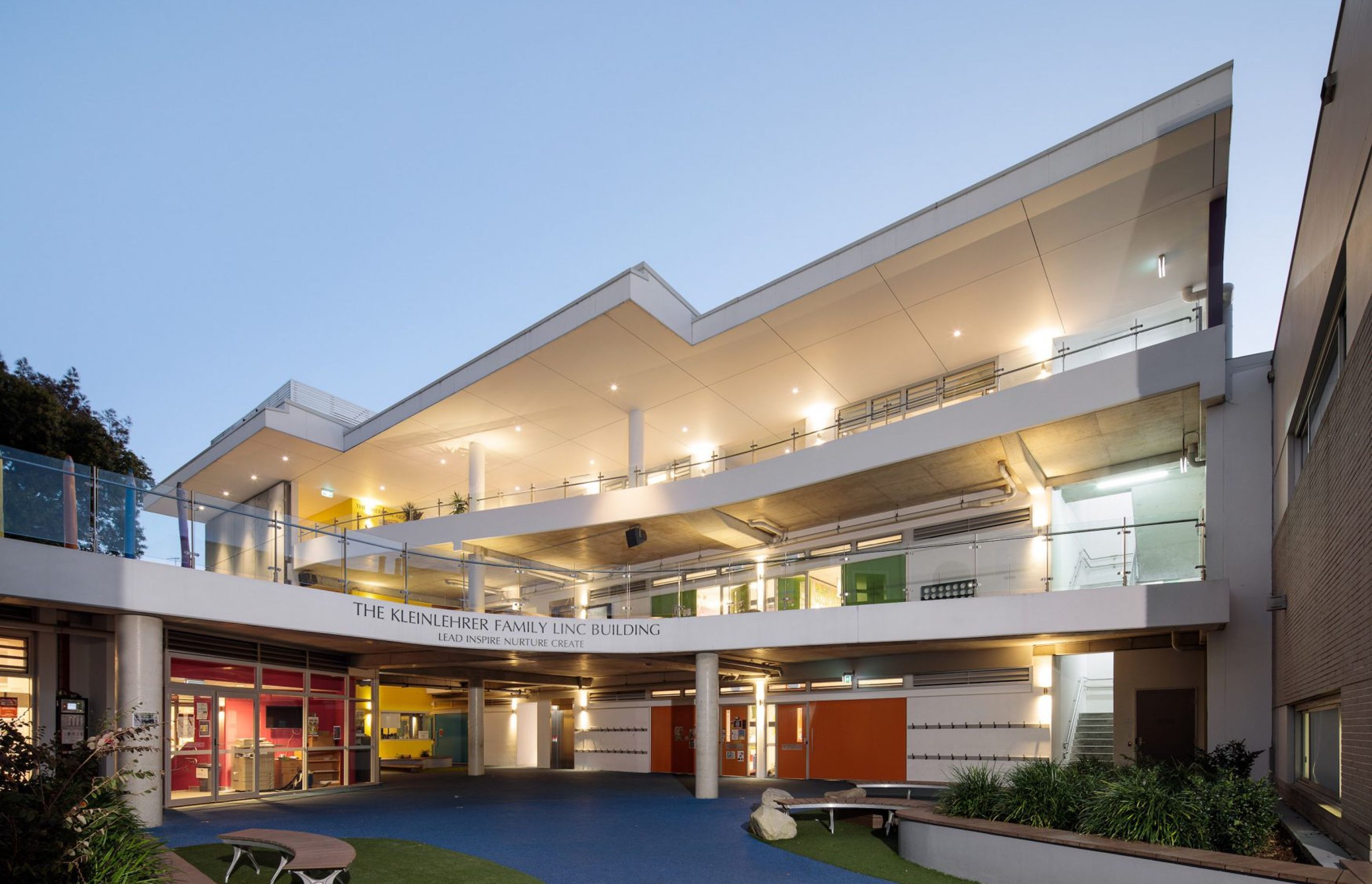 ##Emanuel School (LINC and Life Science)