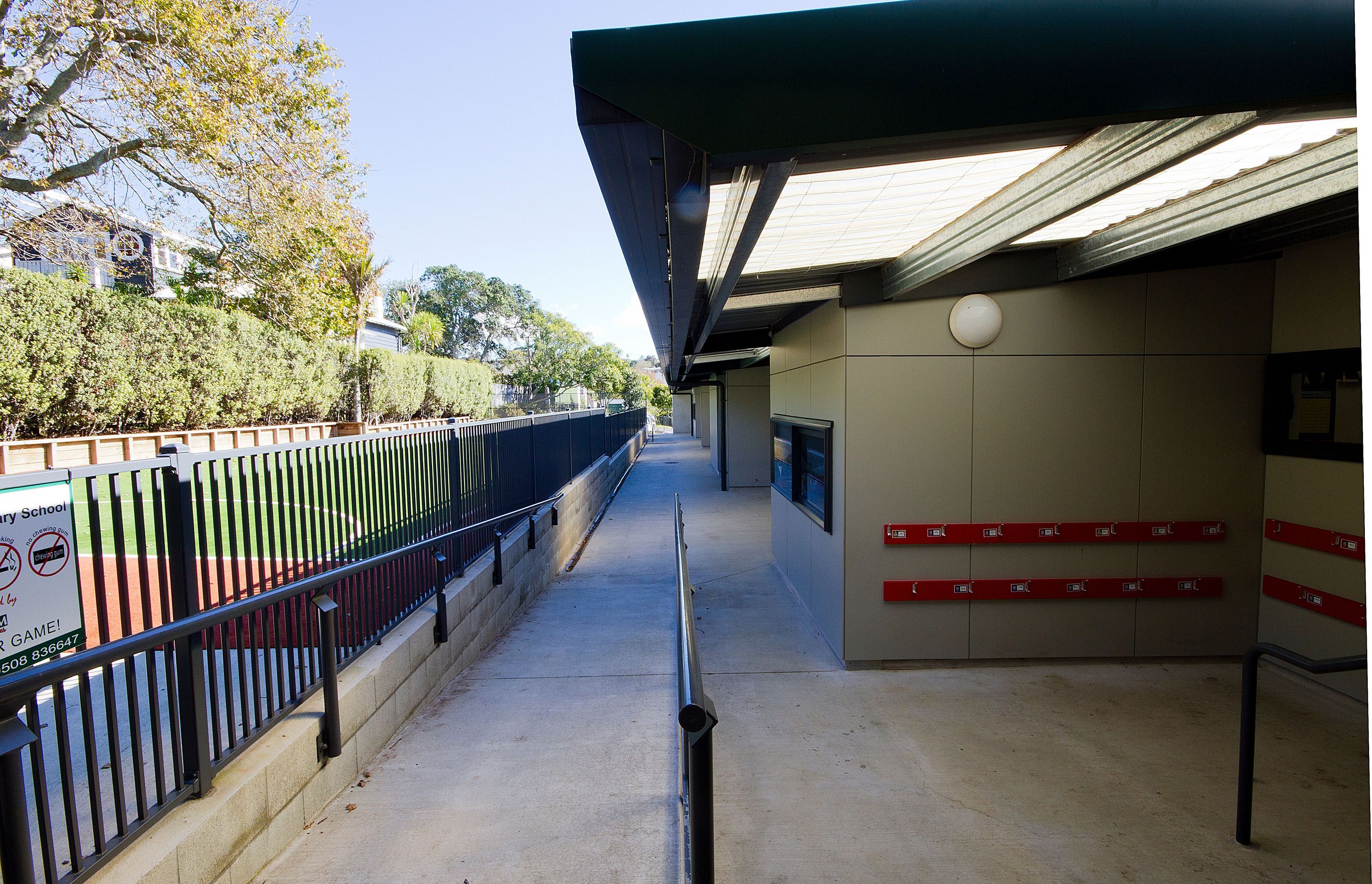 Meadowbank School