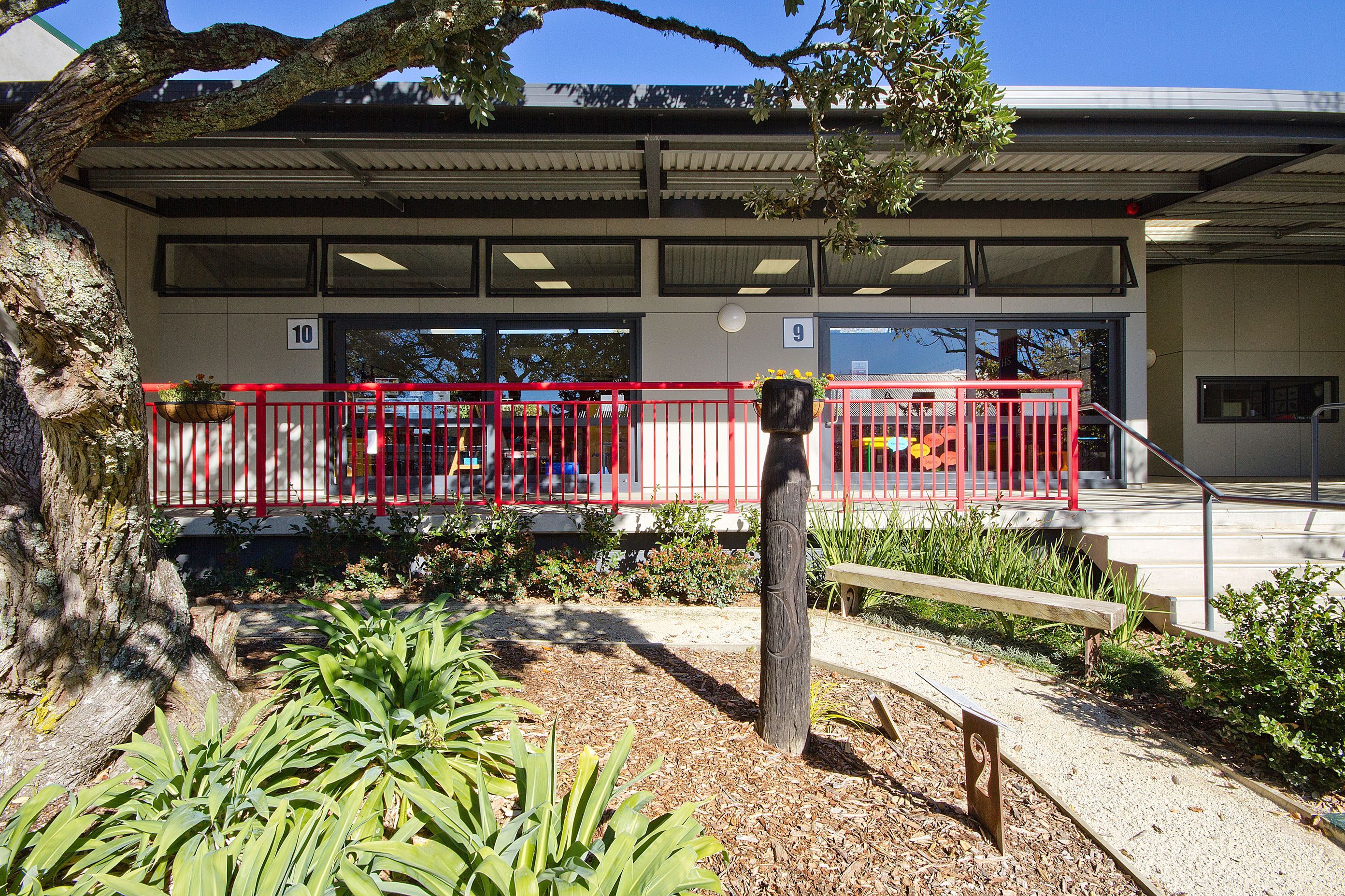 Meadowbank School