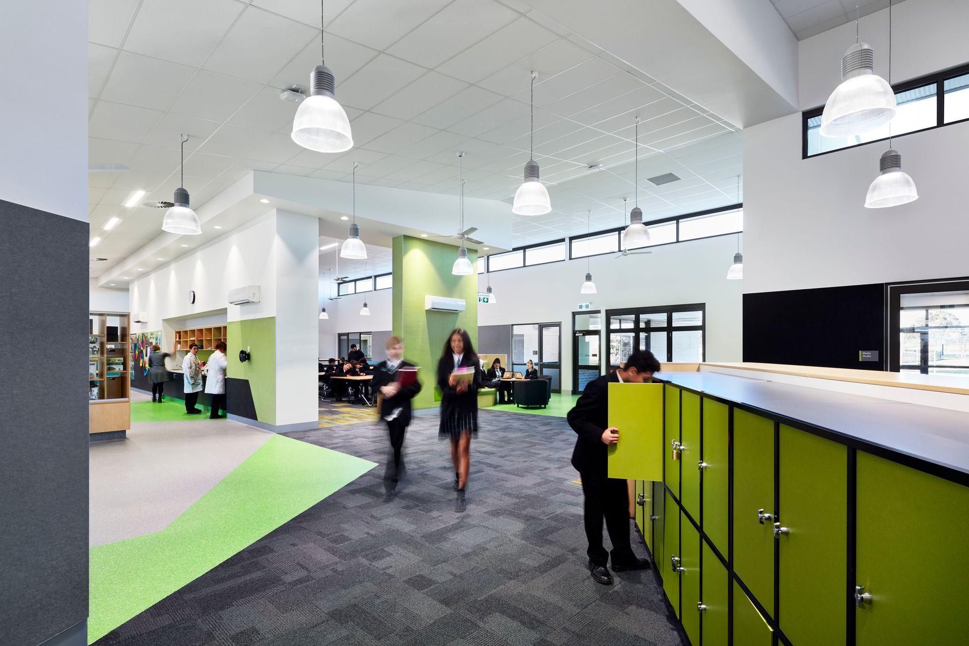 Mernda Central P-12 College