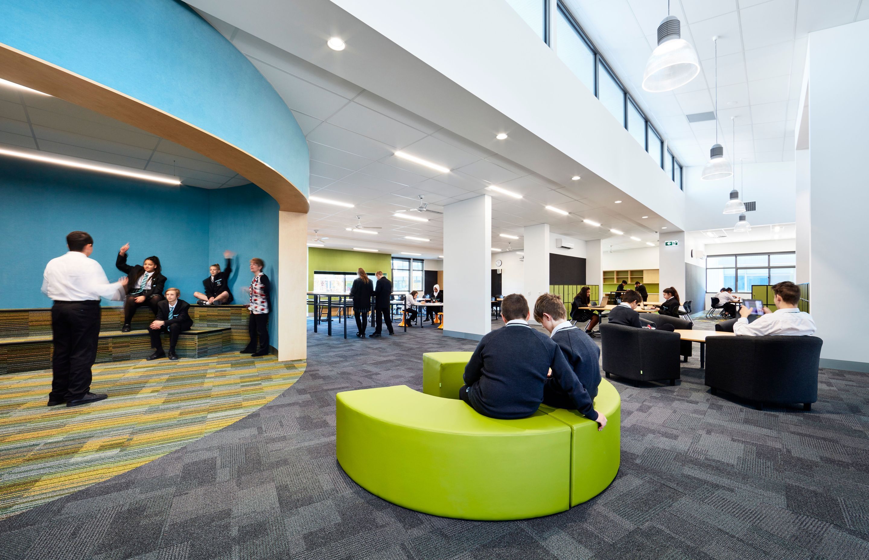 Mernda Central P-12 College