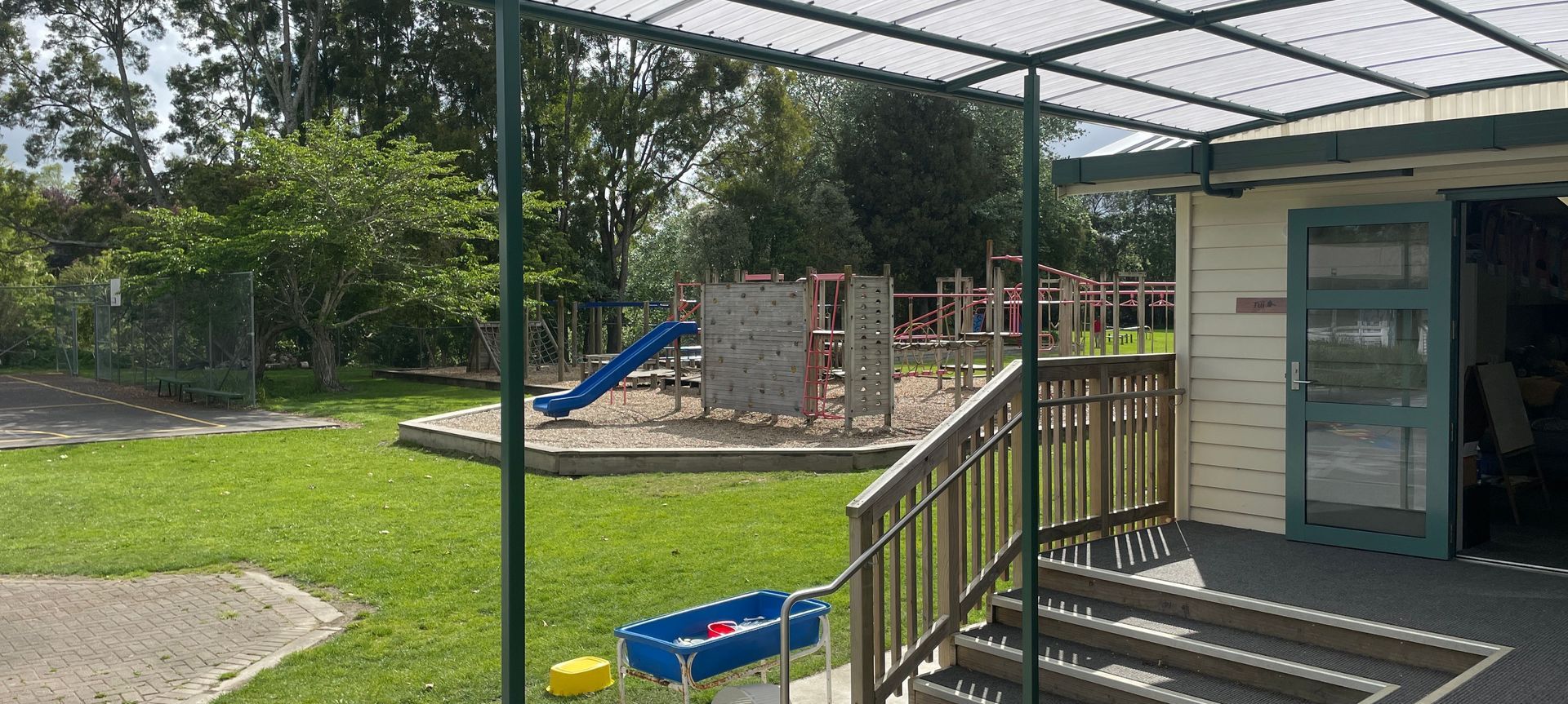 Newstead Country Model School Archgola Pergola Canopies banner