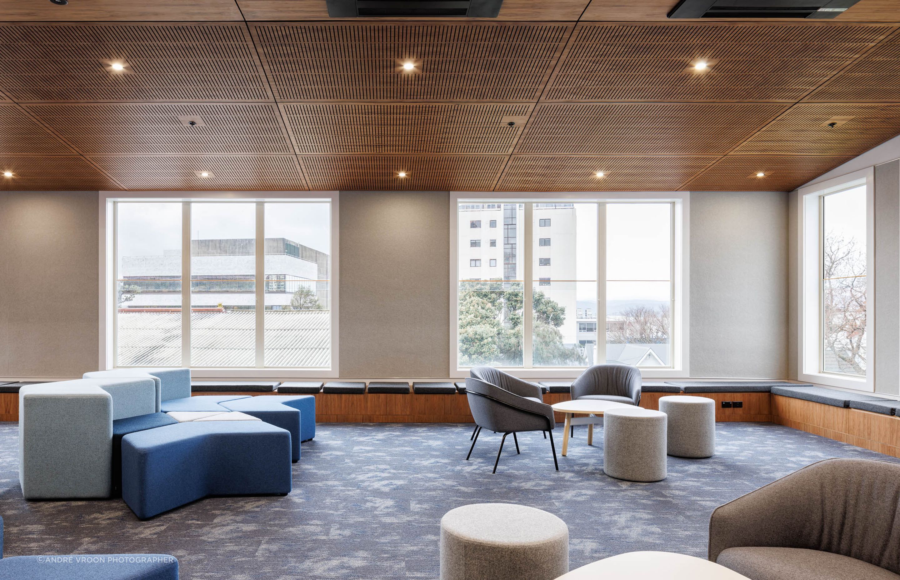 QMC-Library-low-res-002.jpg
