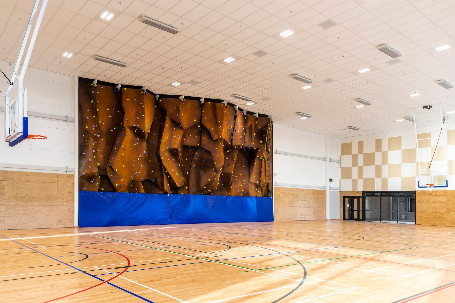 Shirley Boys' &amp; Avonside Girls' High Schools