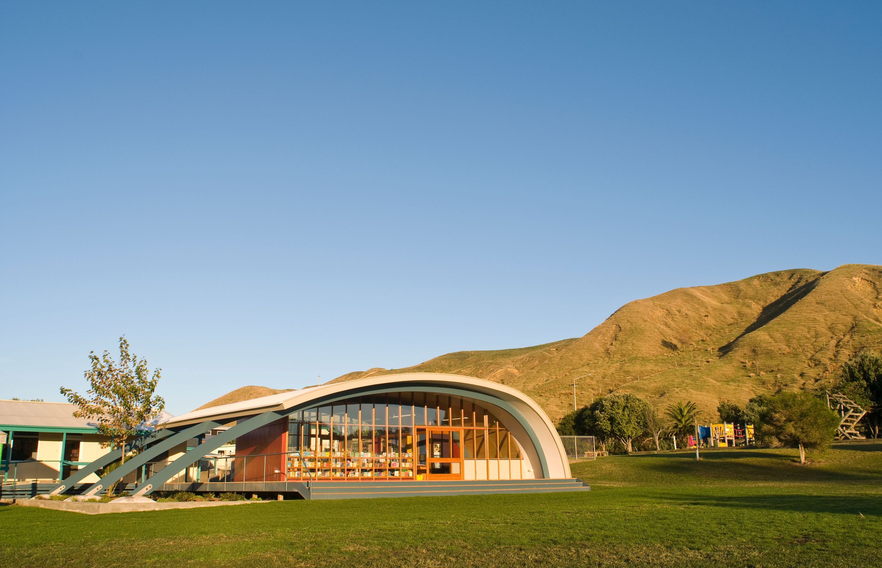 Wainui Beach School Library