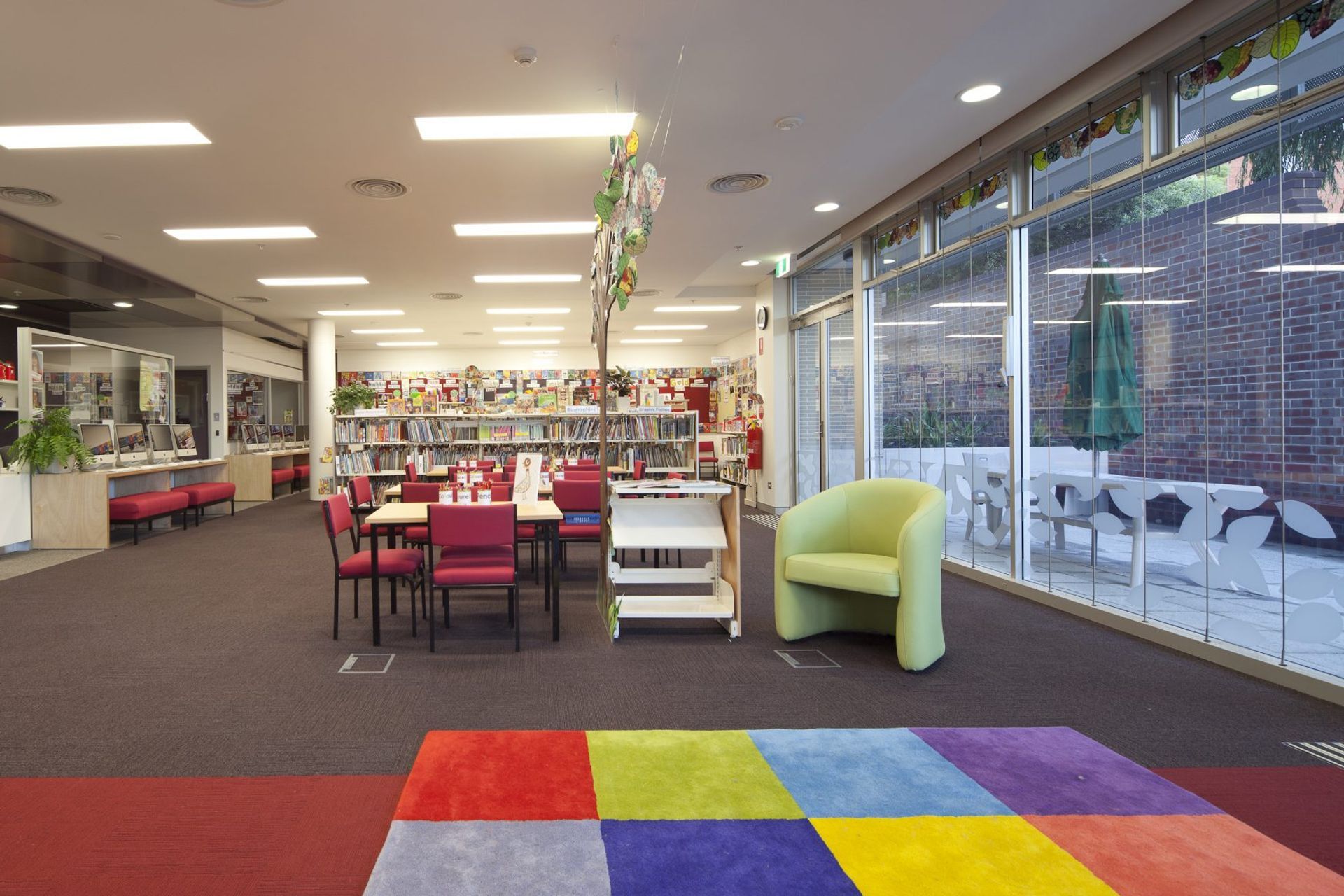 ##Emanuel School (LINC and Life Science)