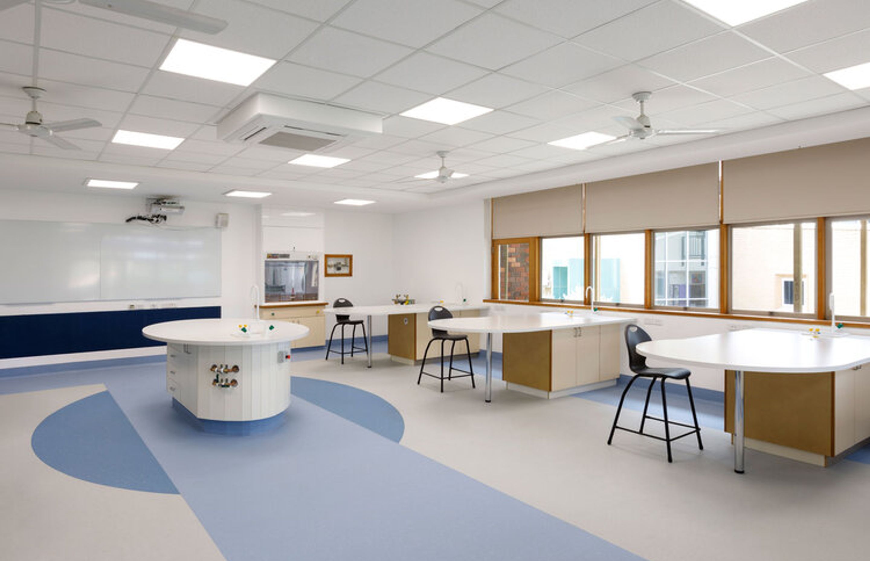 Mercy College Science Labs