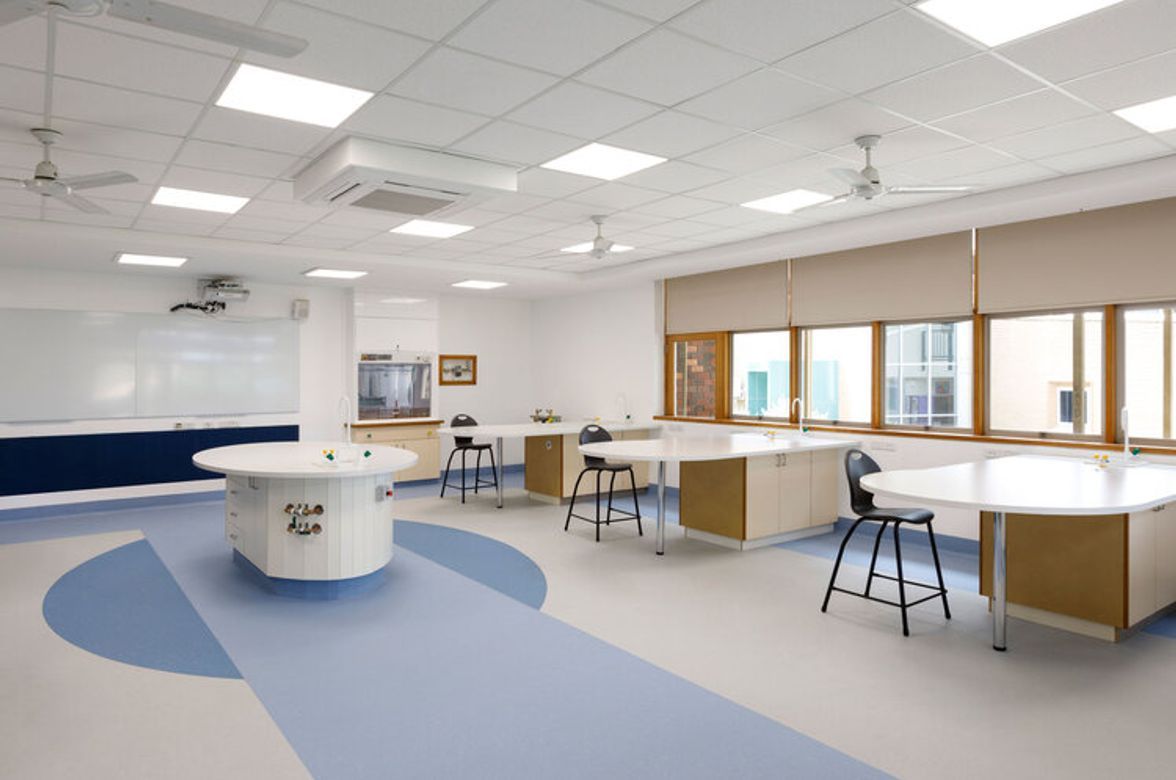 Mercy College Science Labs