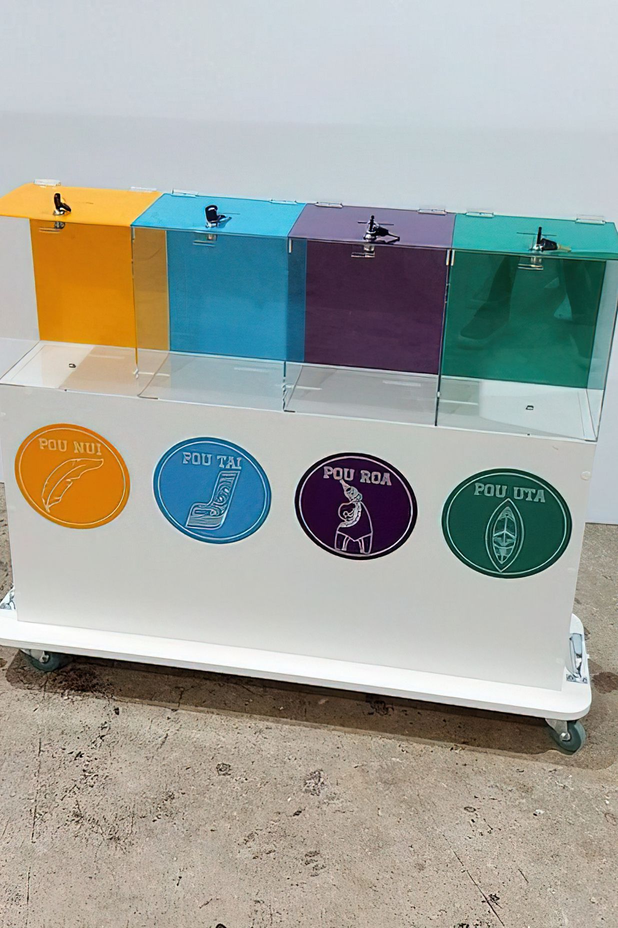 Acrylic School House Point Token Trolley