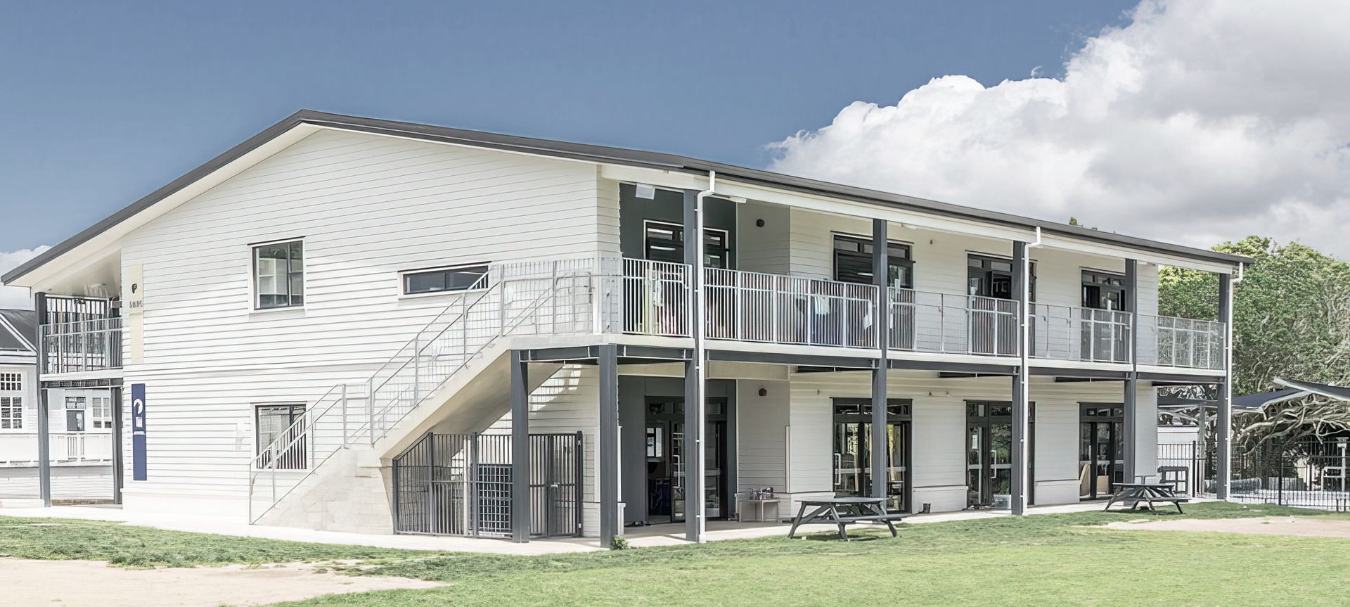 Dominion Road School, Mount Roskill banner
