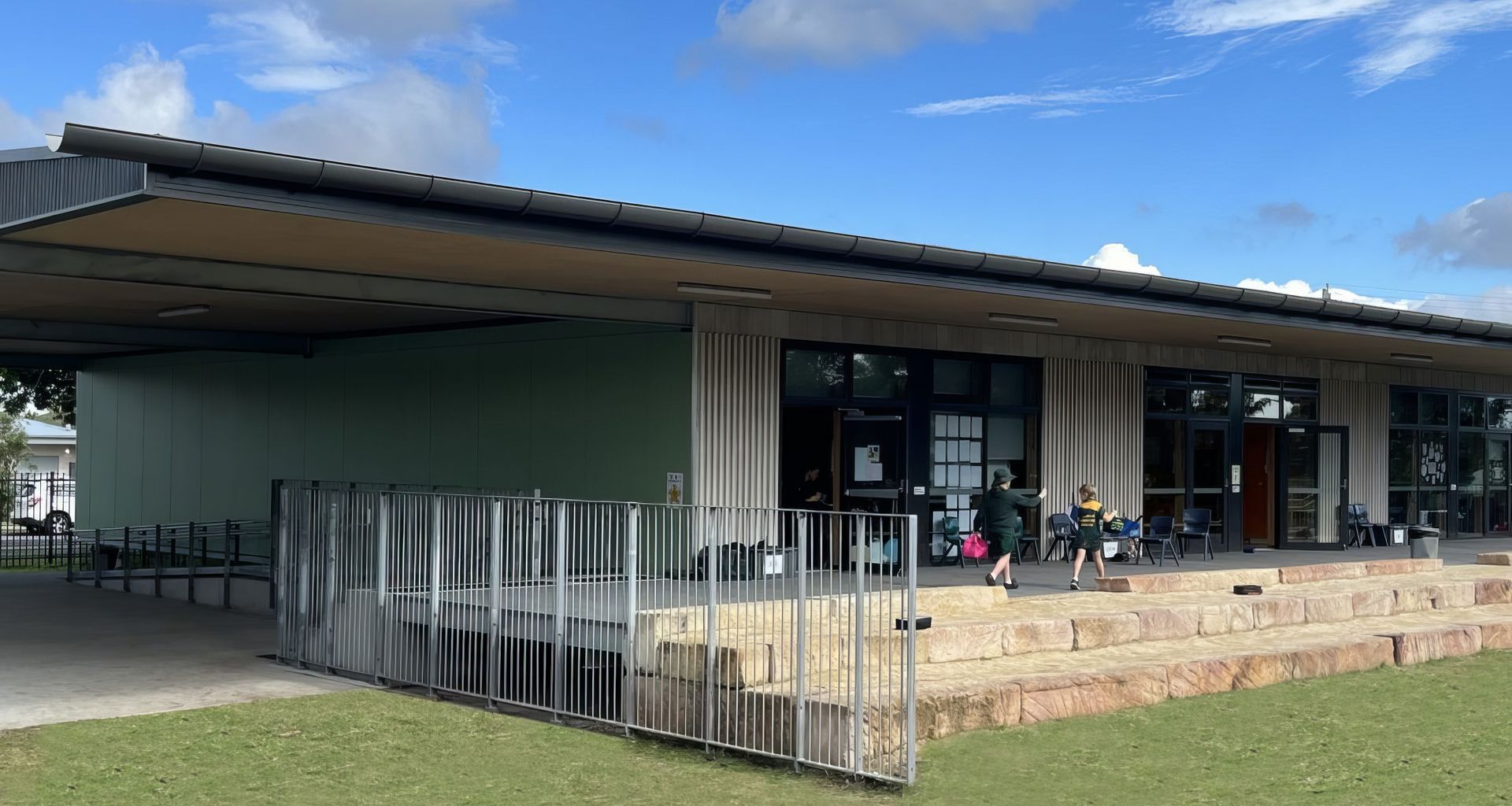 Fern Bay Public School banner