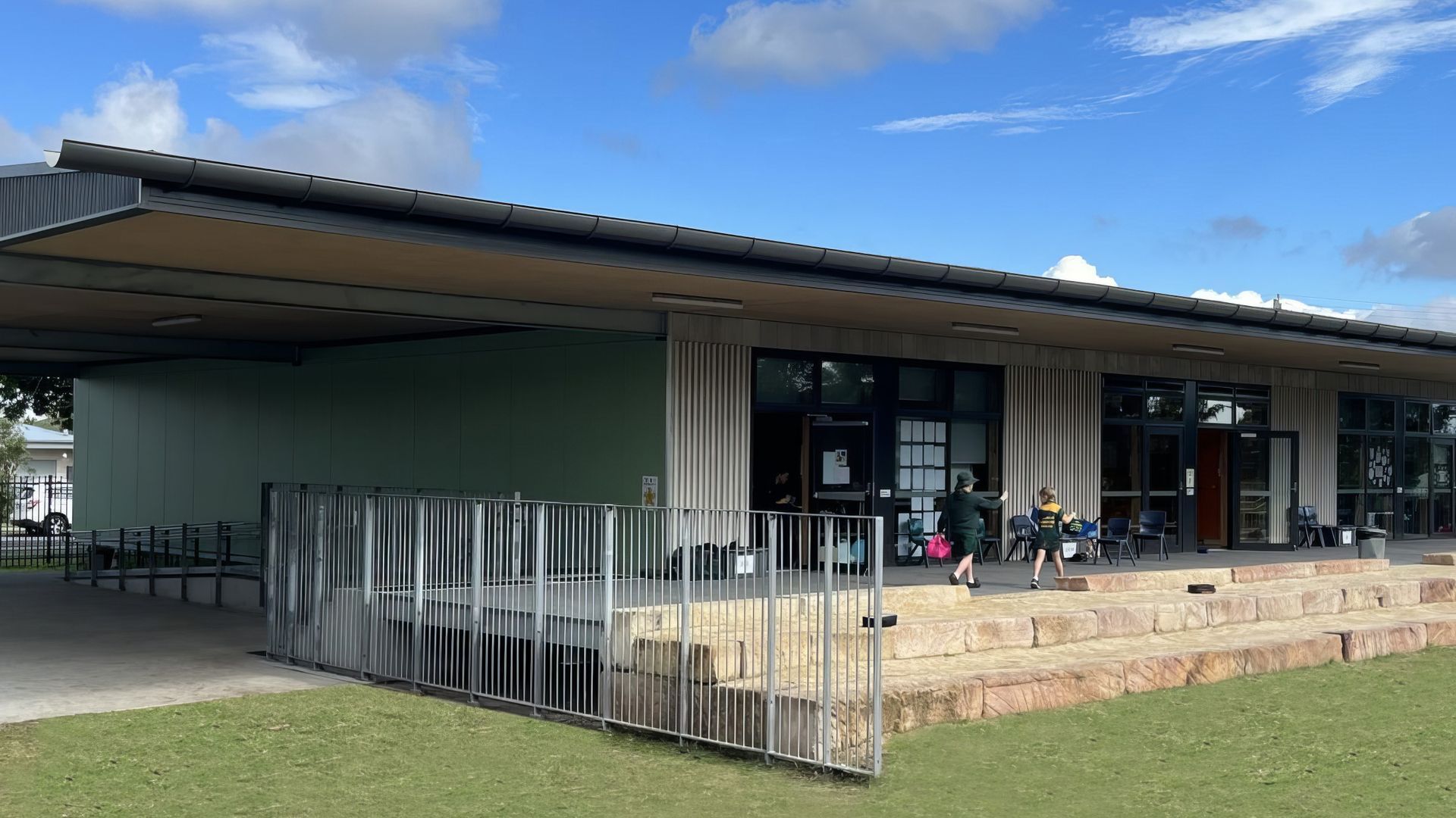 Fern Bay Public School banner