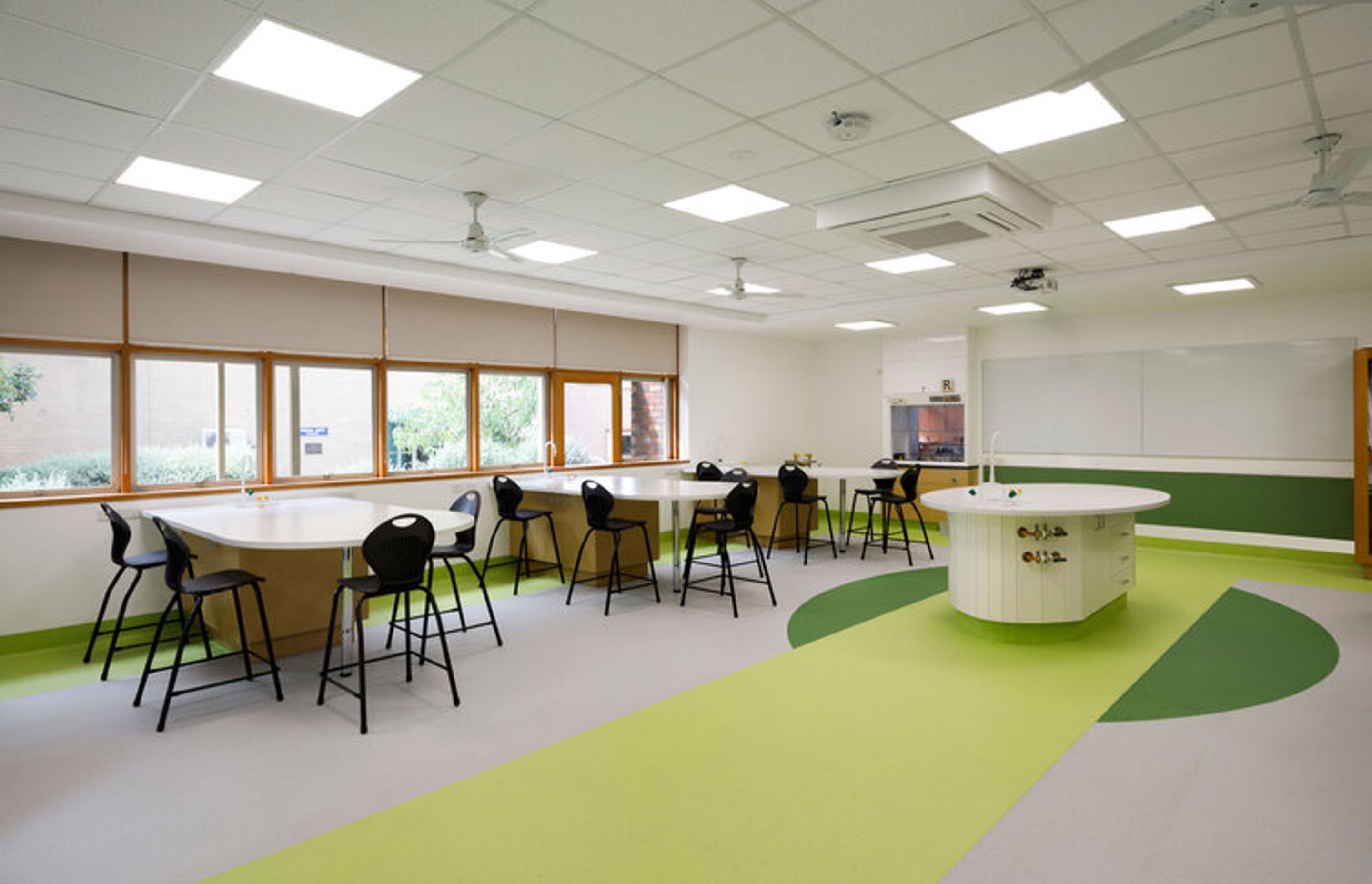 Mercy College Science Labs